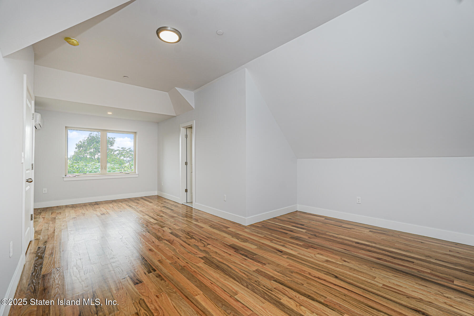 12 Ridge Court, Staten Island, NY, 10304 image 19