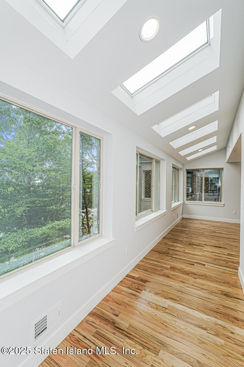 12 Ridge Court, Staten Island, NY, 10304 image 11