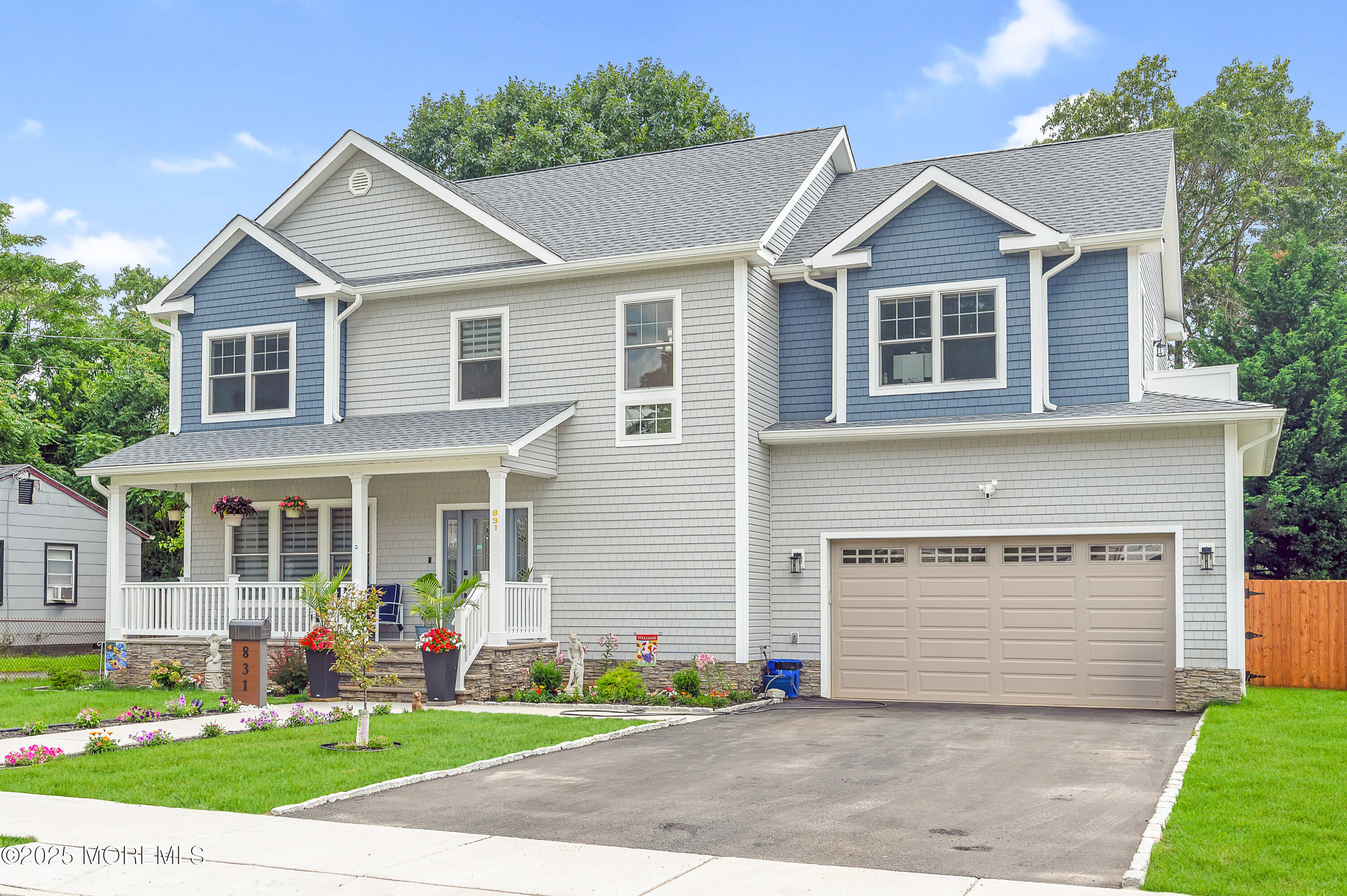 831 W Adams Avenue Image 2