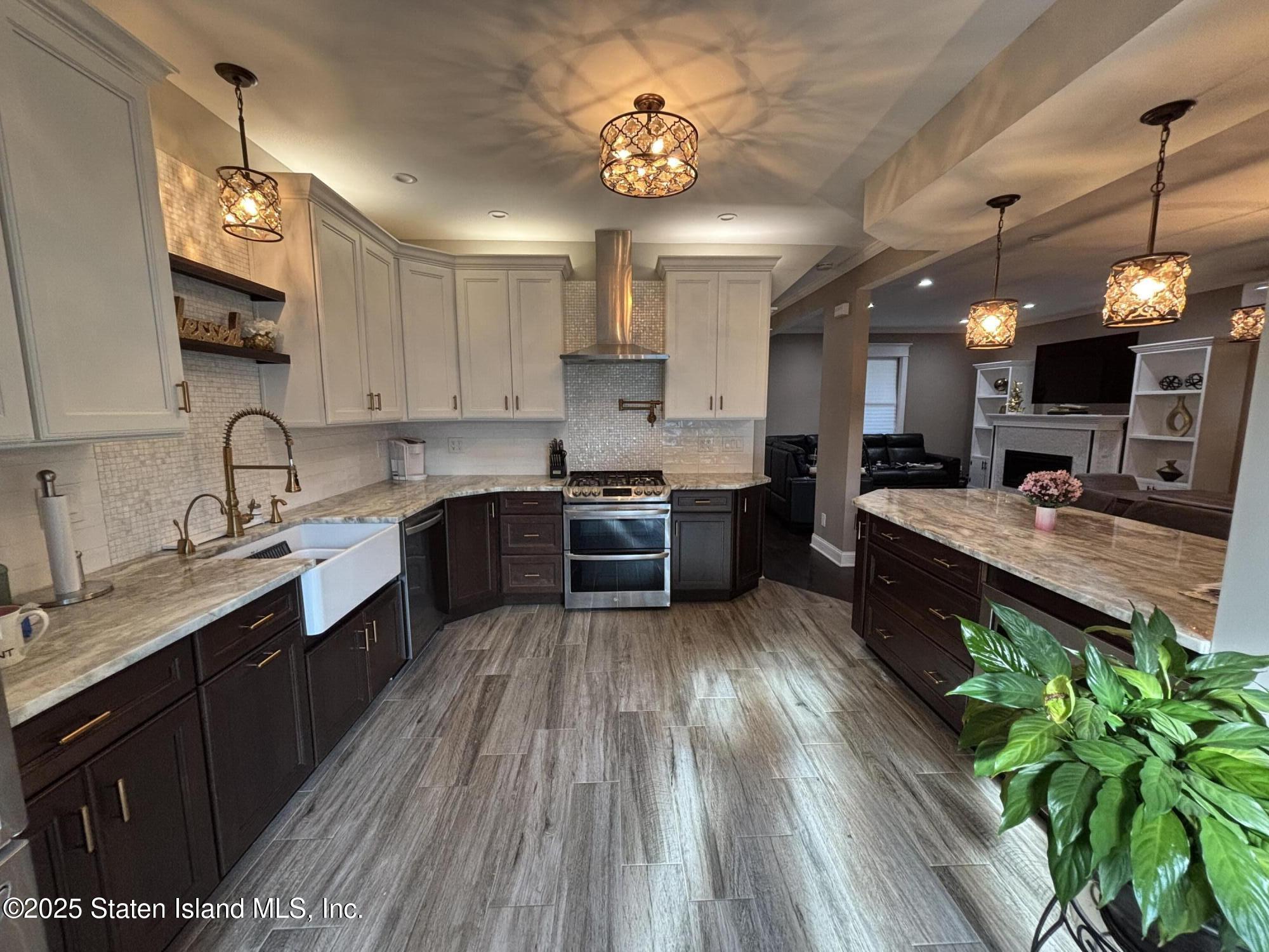 28 N Mada Avenue Image 3