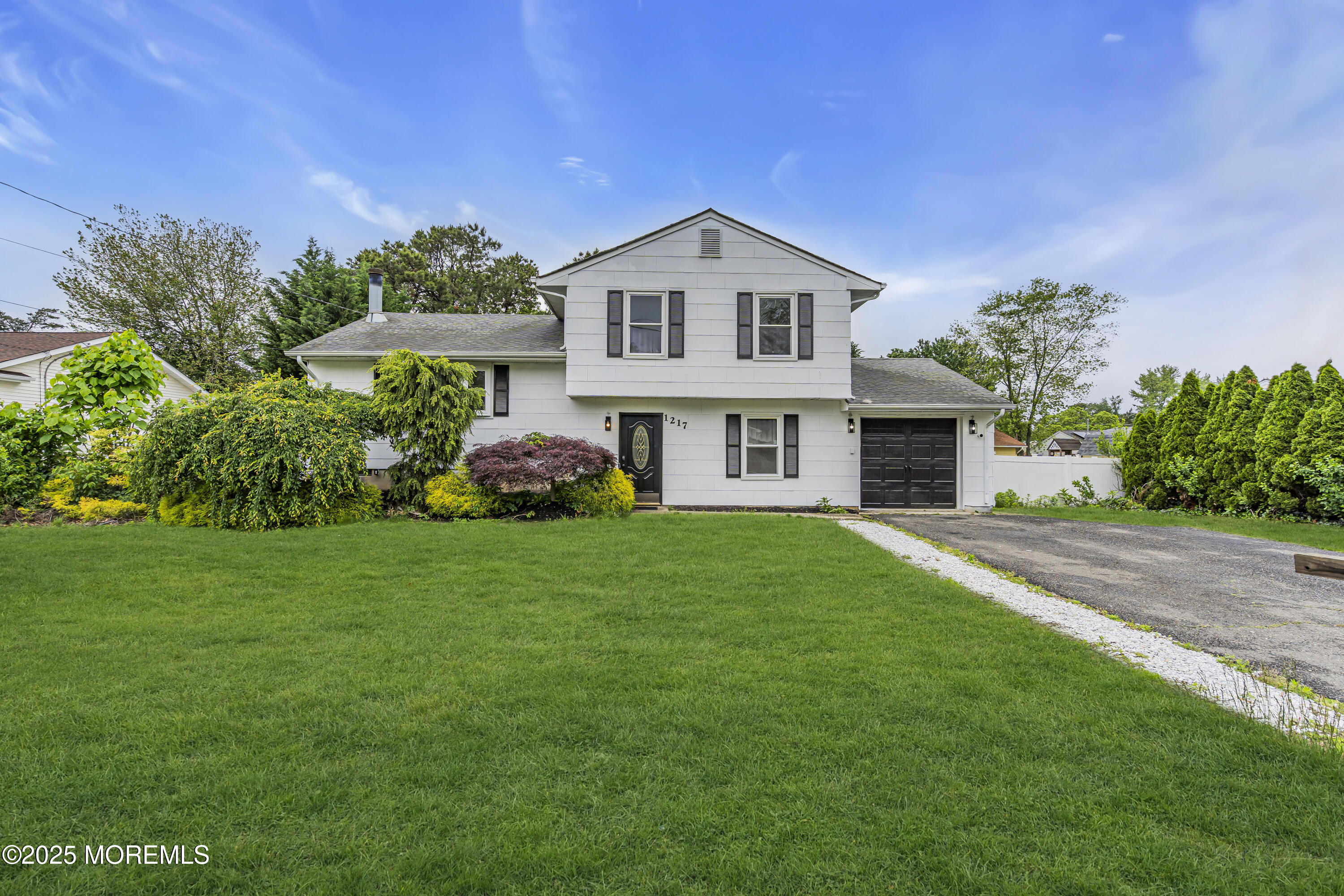 1217 Madison Avenue Image 3