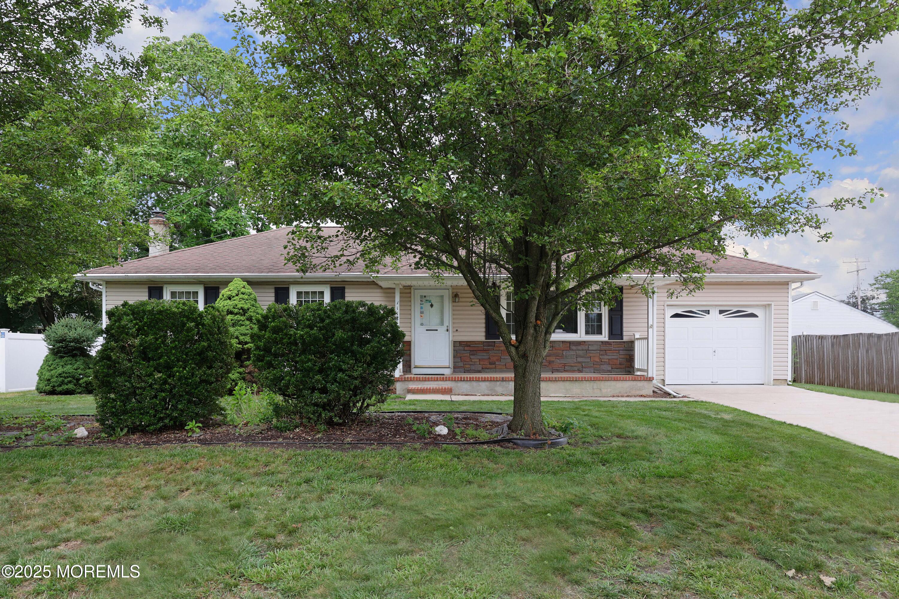 1114 Seaman Avenue, Beachwood, NJ, 08722
