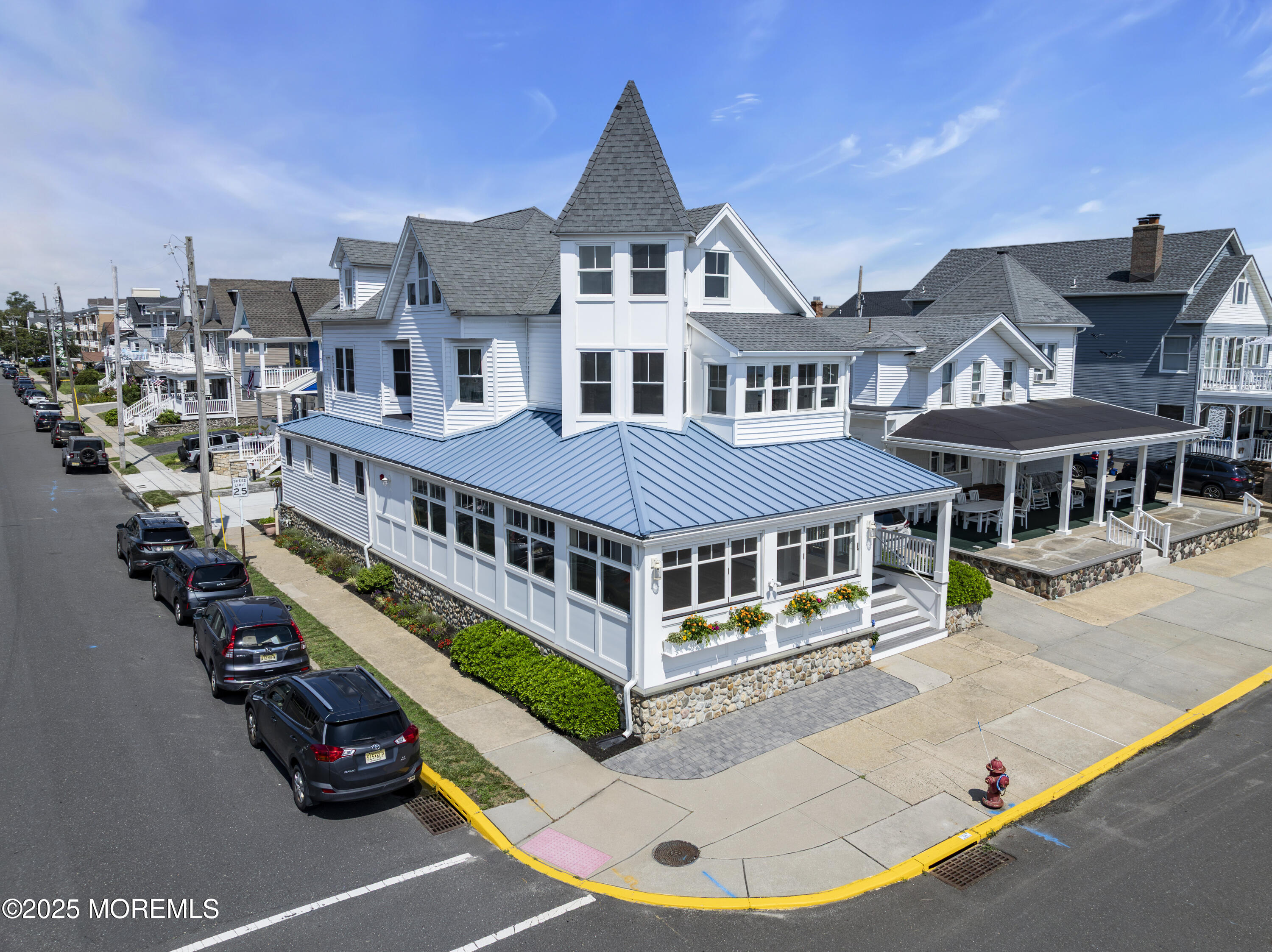 900 Ocean Avenue Image 5