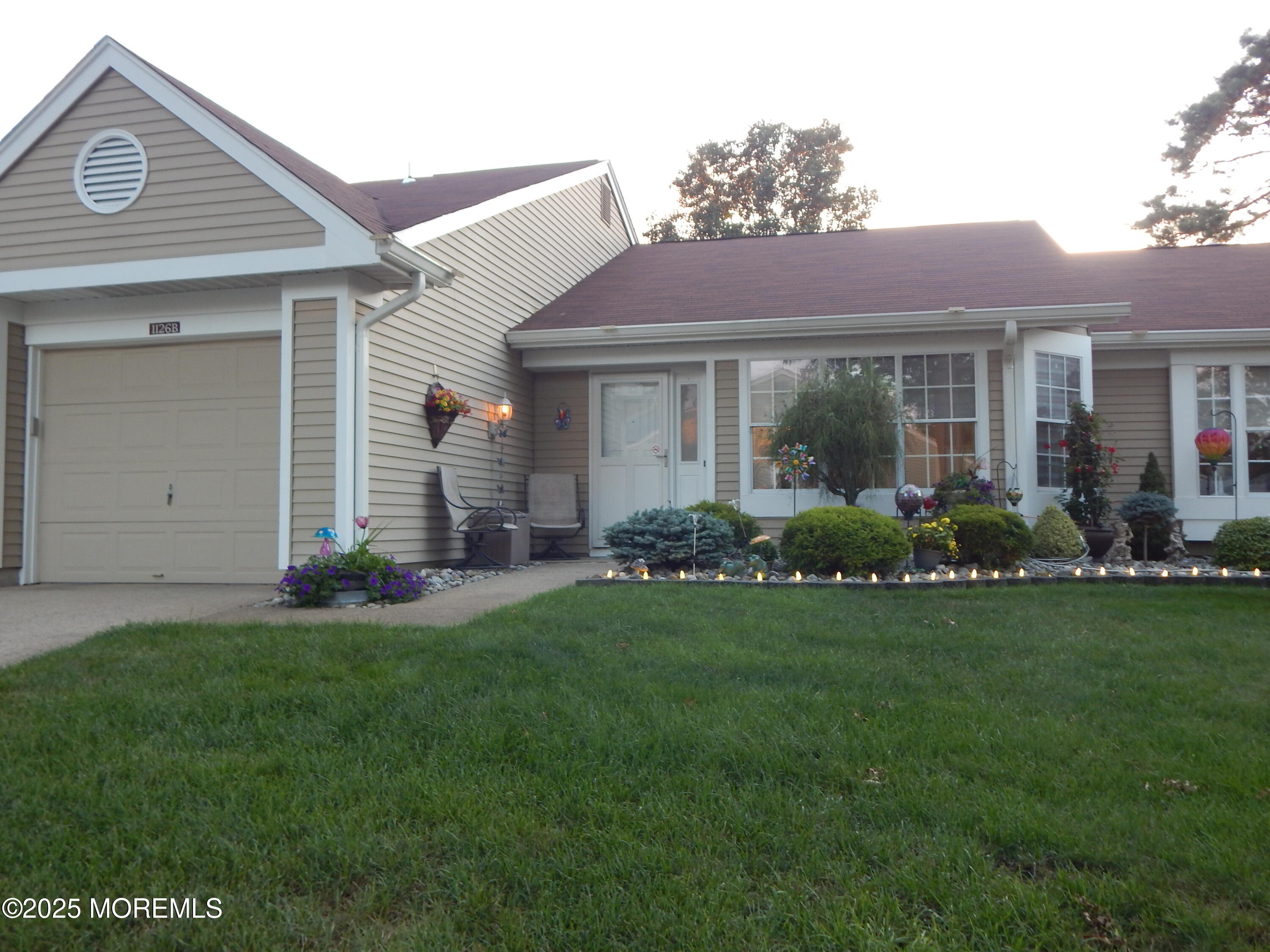 1126B Thornbury Lane Image 1