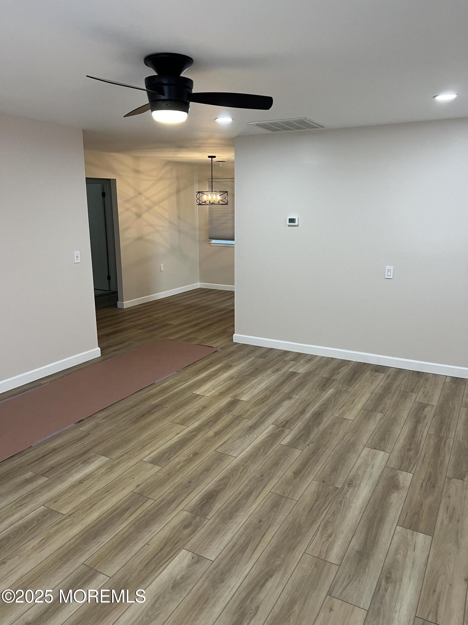 37 Norwalk Avenue 70 Image 3
