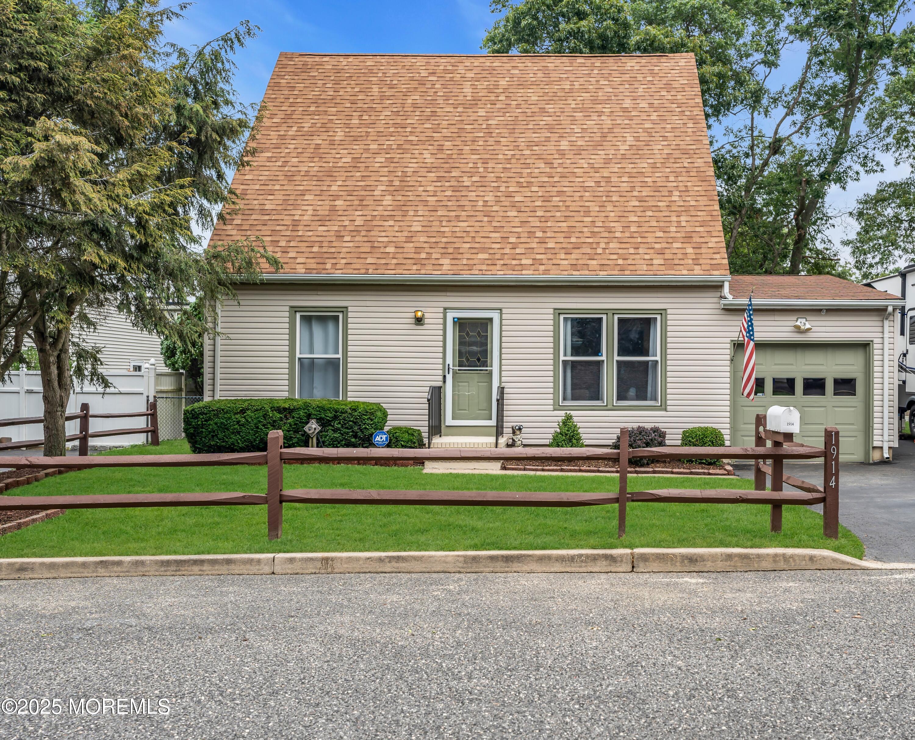 1914 Oak Dale Road, Toms River, NJ, 08753