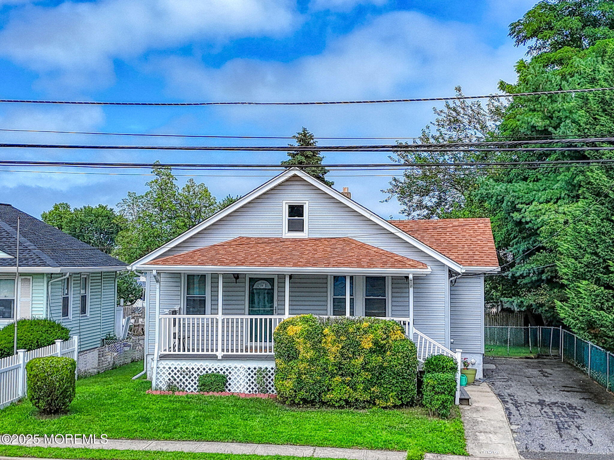 198 W Sylvania Avenue Image 2