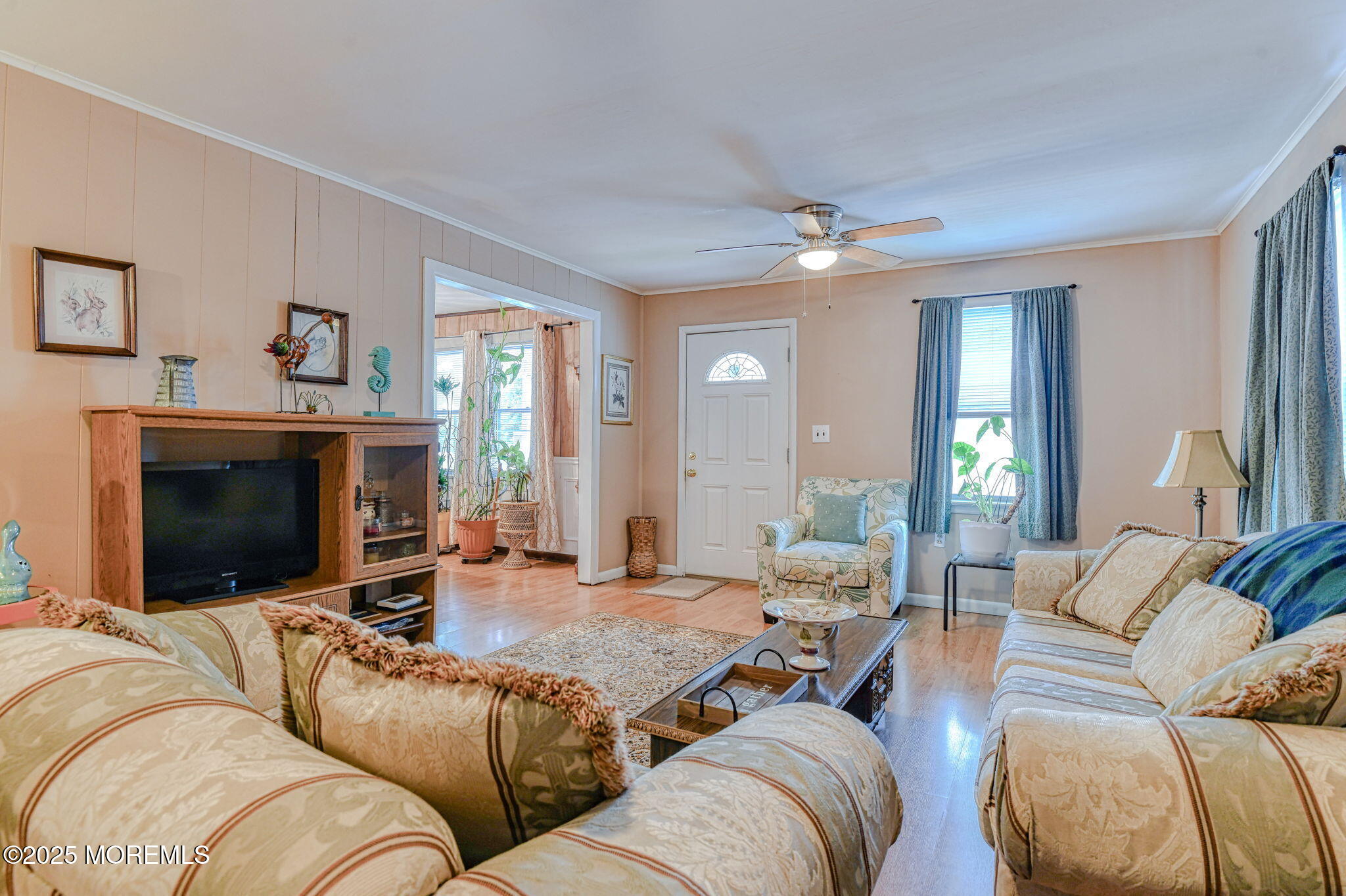198 W Sylvania Avenue Image 5