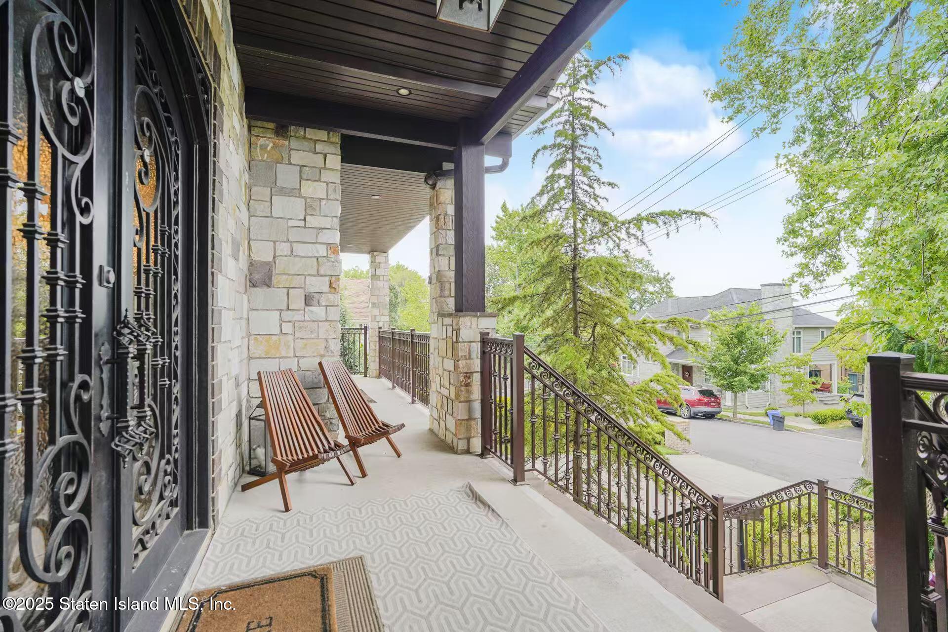 71 Grandview Terrace Image 5