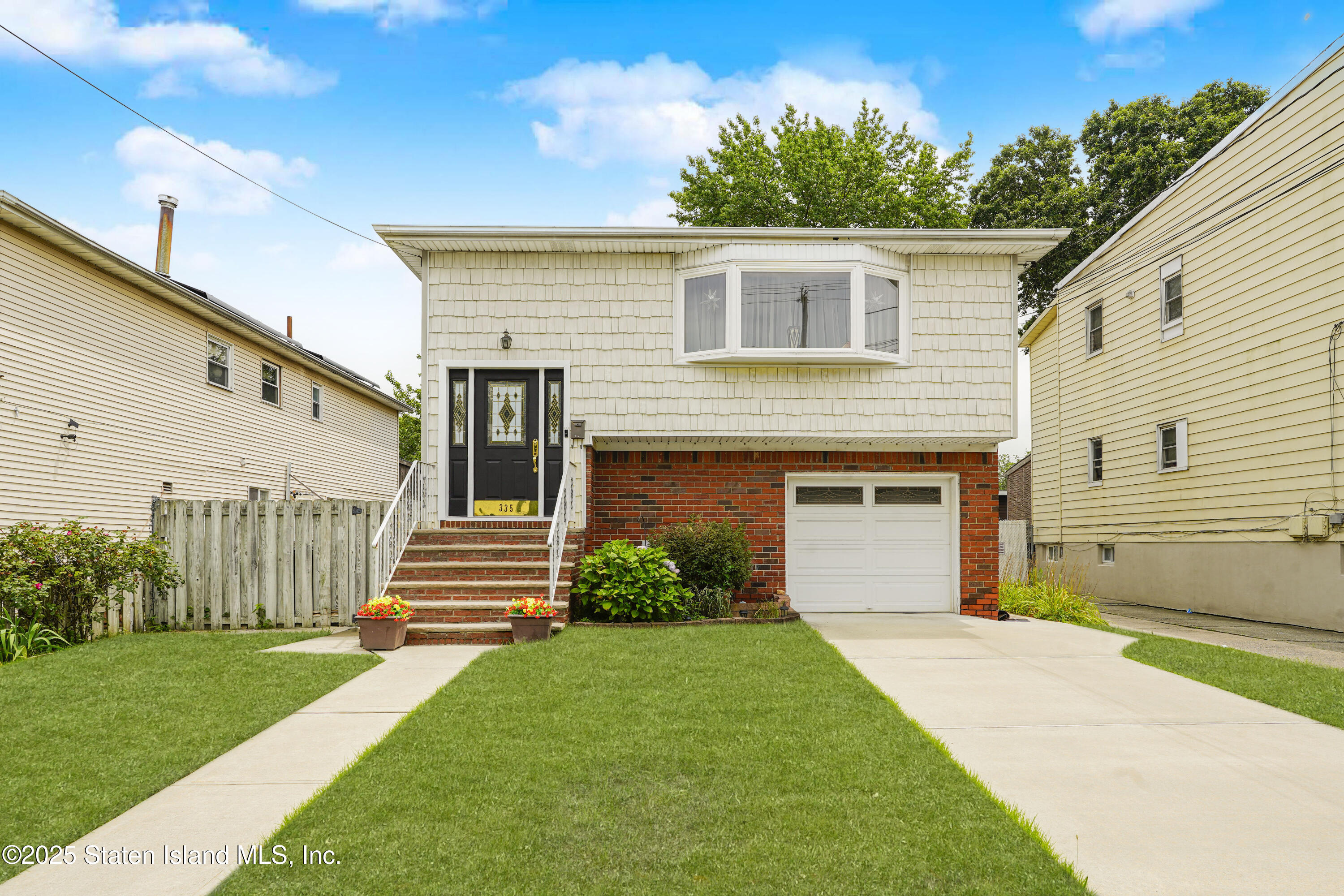 335 Simonson Avenue Image 2
