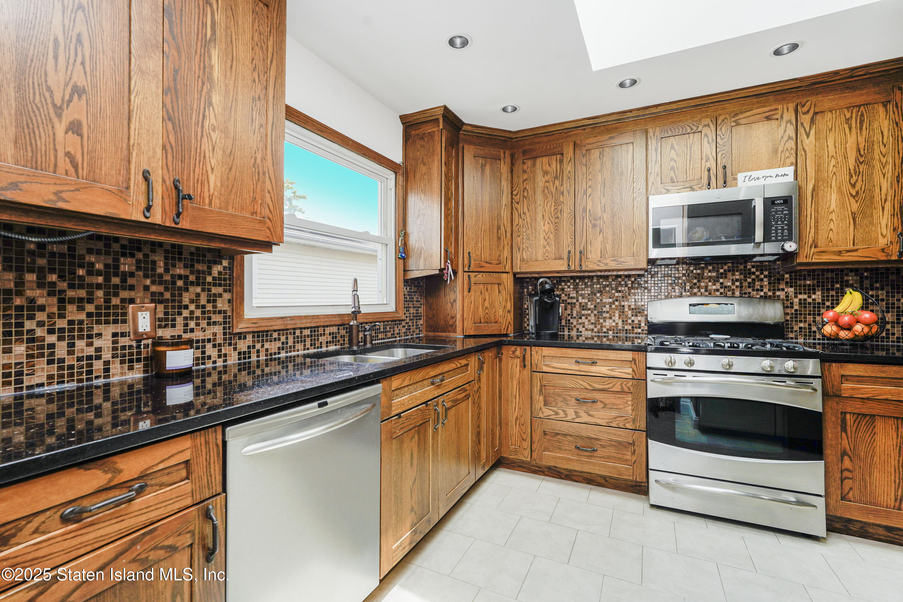 335 Simonson Avenue, Staten Island, NY, 10303 image 7