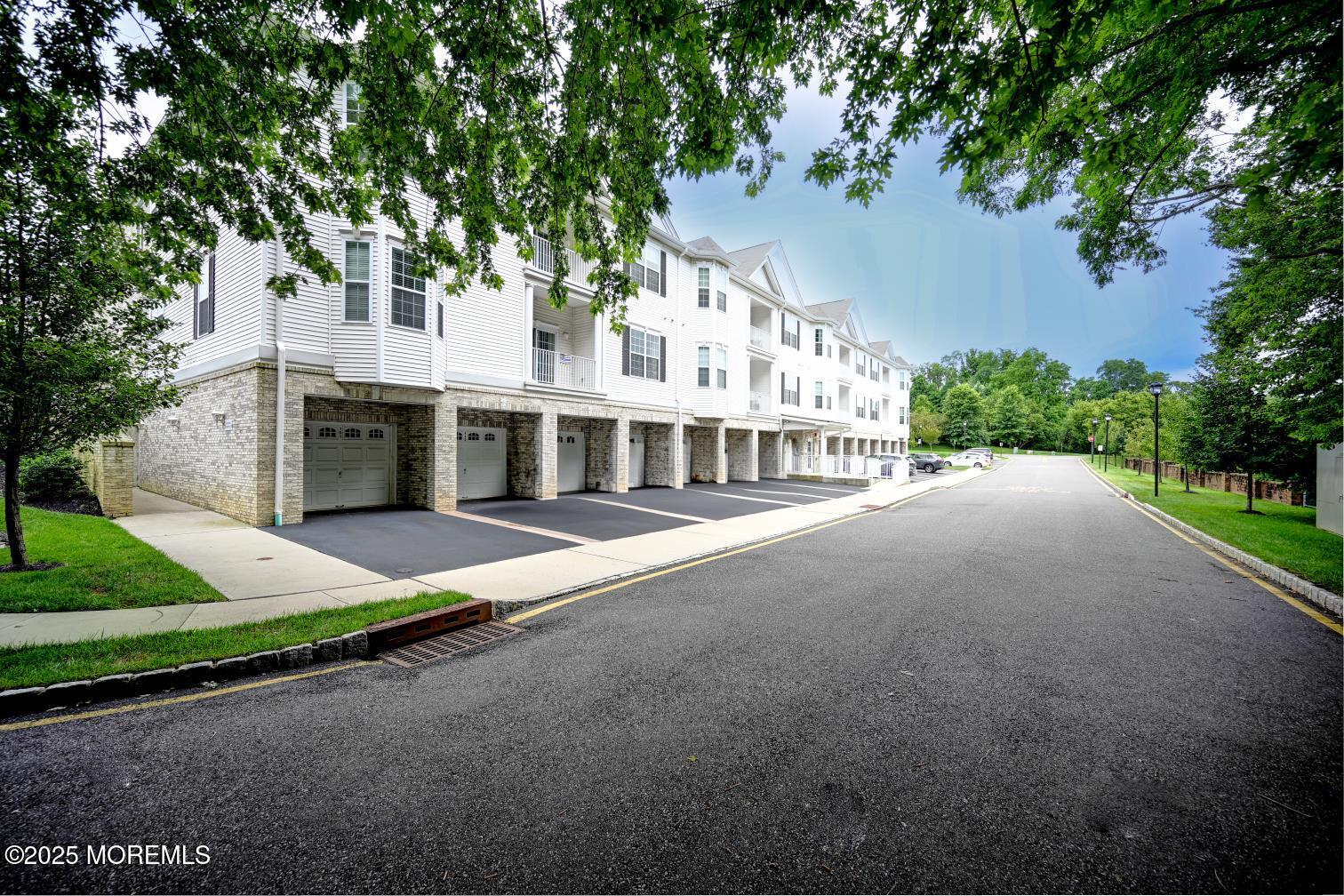 111 Canterbury Lane, Morganville, NJ, 07751 image 41