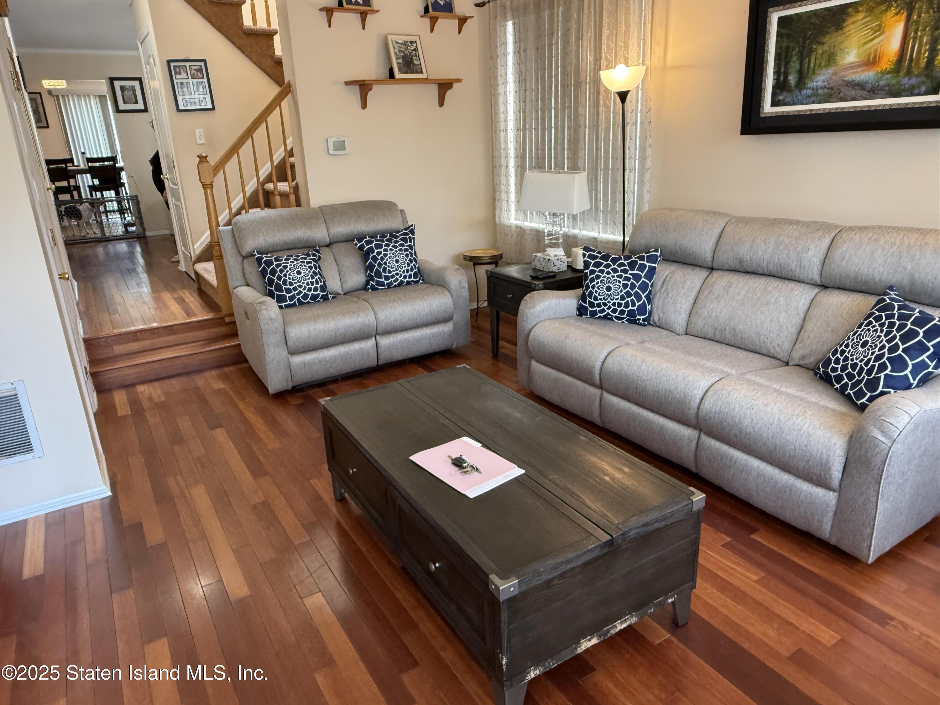 467 Ridgewood Avenue Image 2