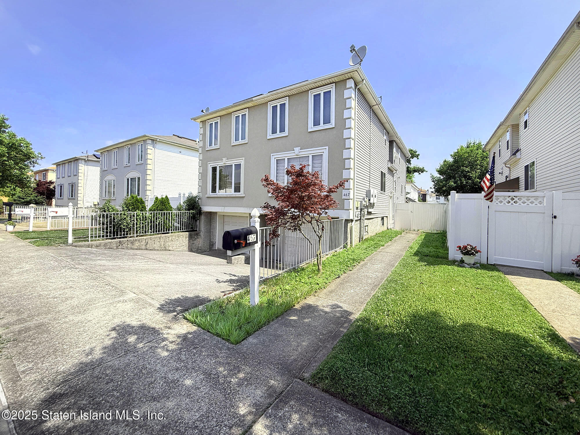 467 Dongan Hills Avenue, Staten Island, NY, 10305