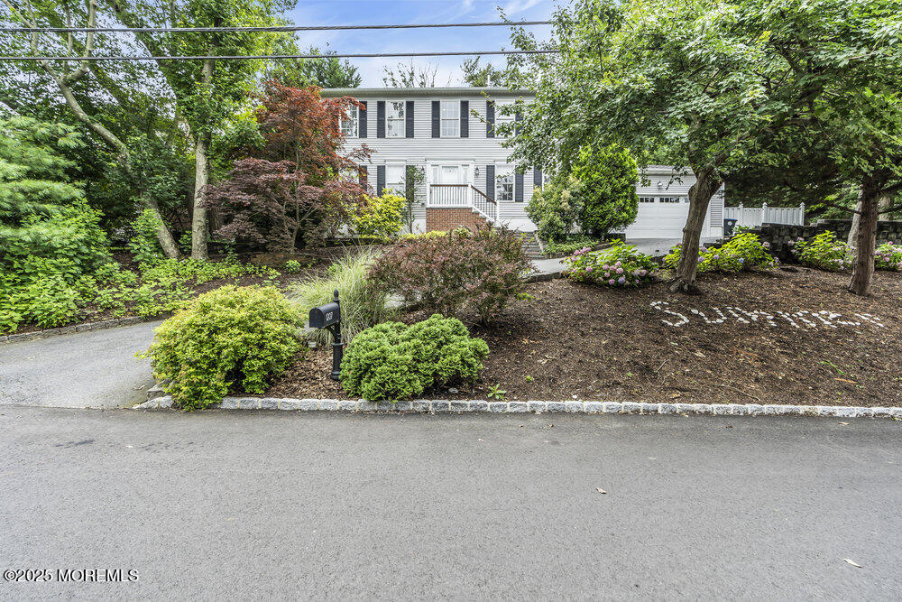 1207 Bayberry Road Image 3