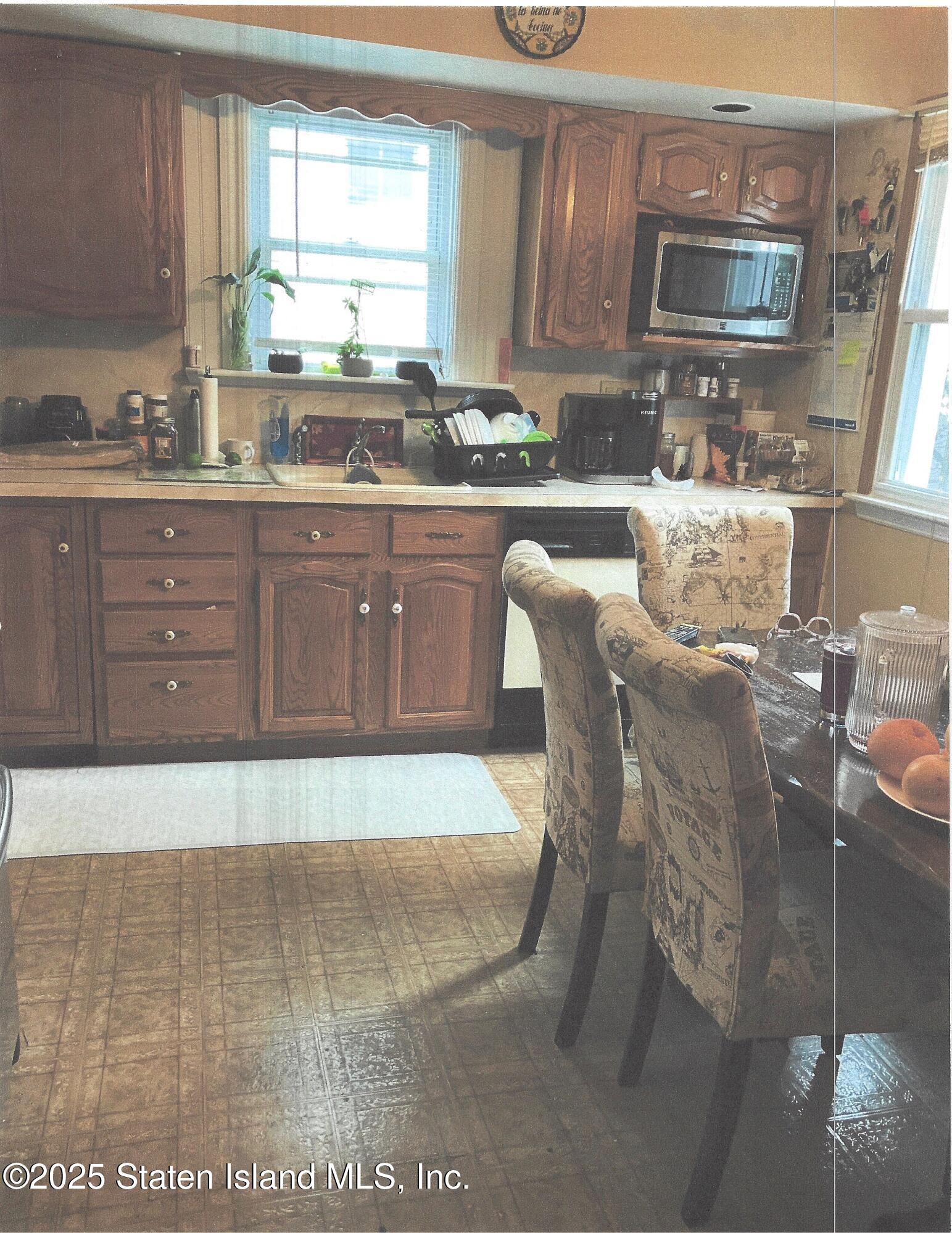 233 Fisher Avenue Image 3