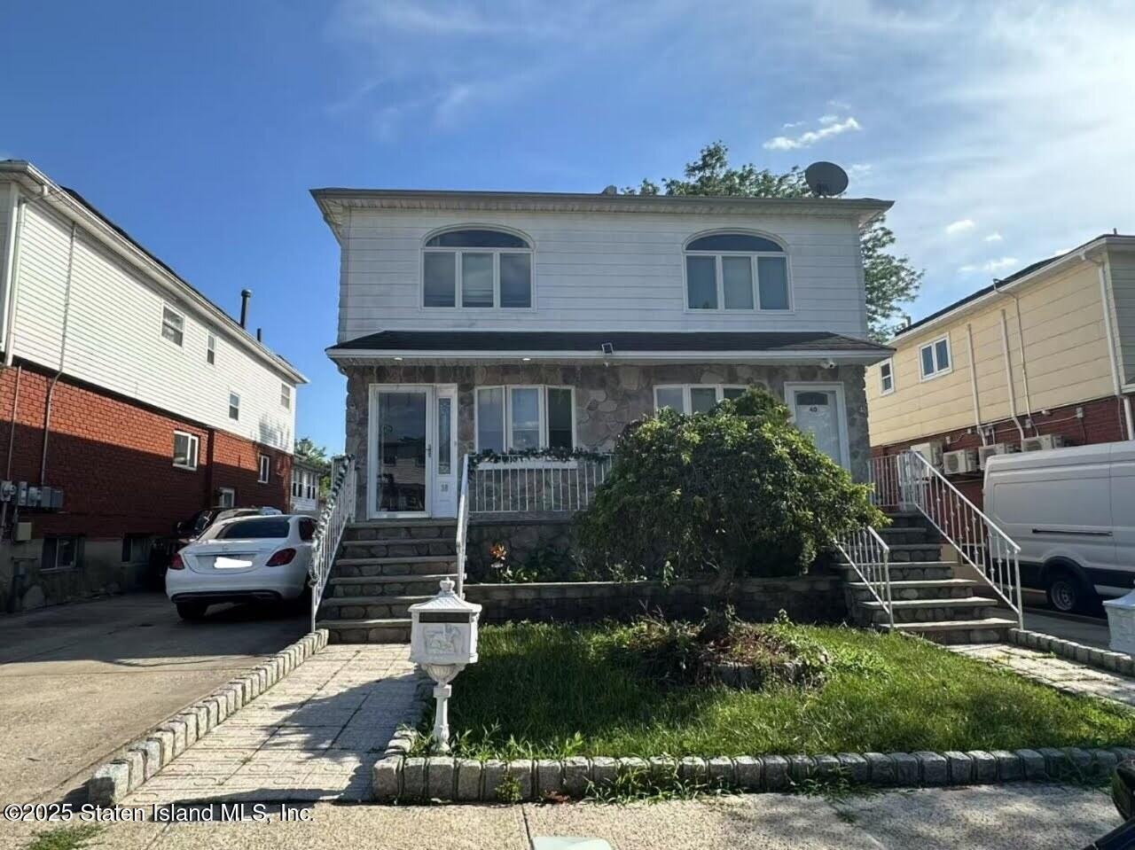 38 Bowling Green Place, Staten Island, NY, 10314