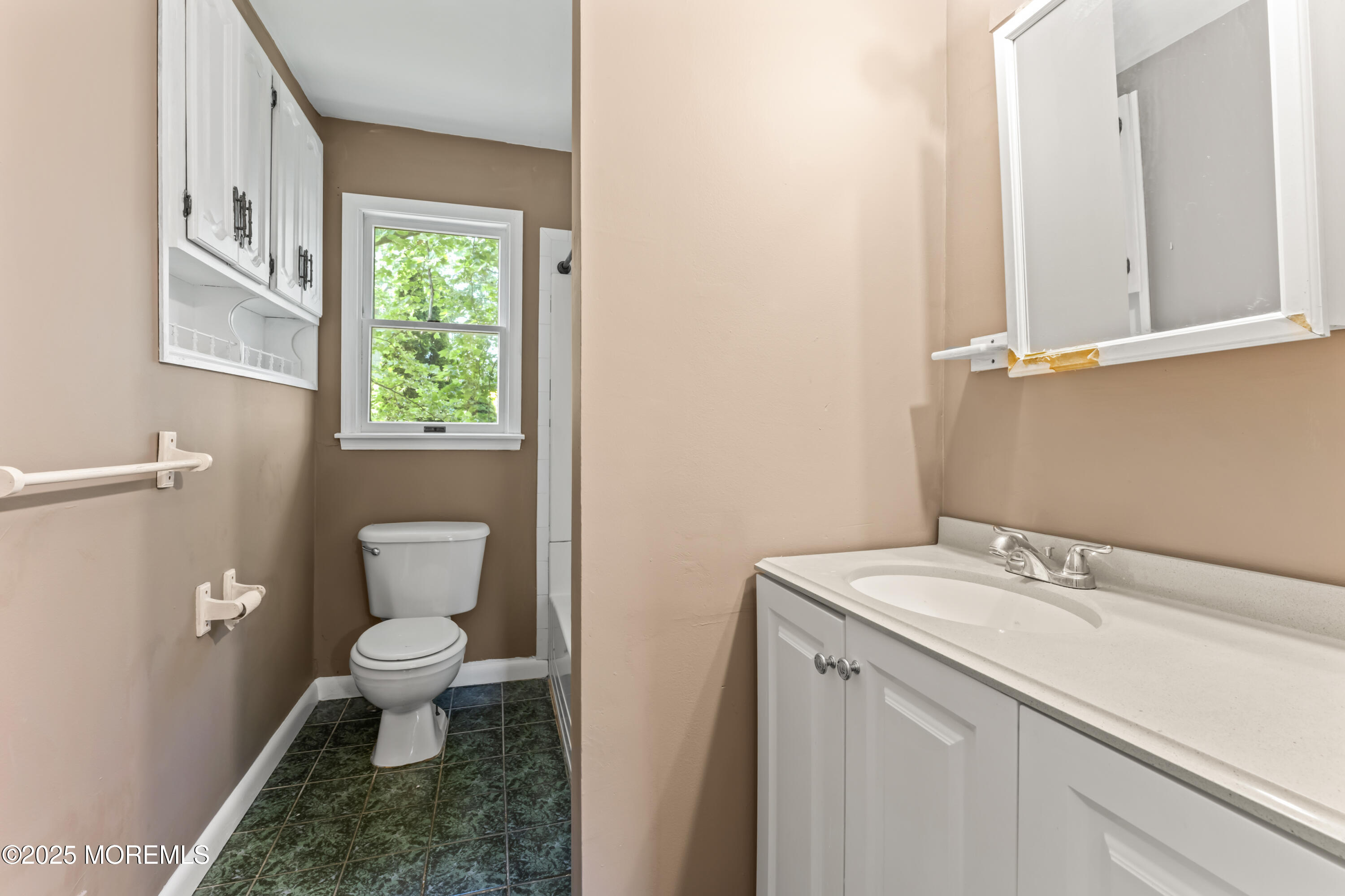 76 9th Street, Belford, NJ, 07718 image 12