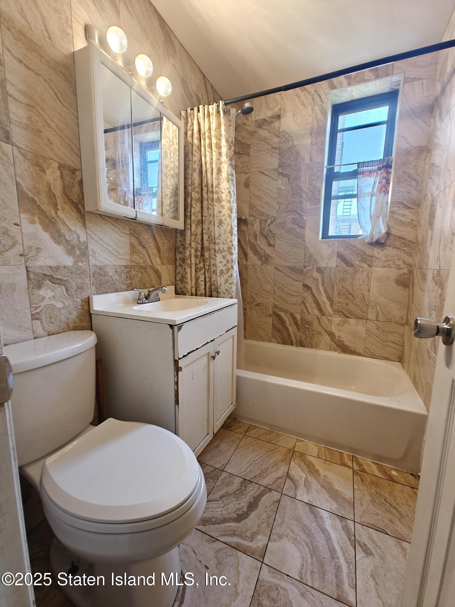 145 Lincoln Avenue 6x Image 5