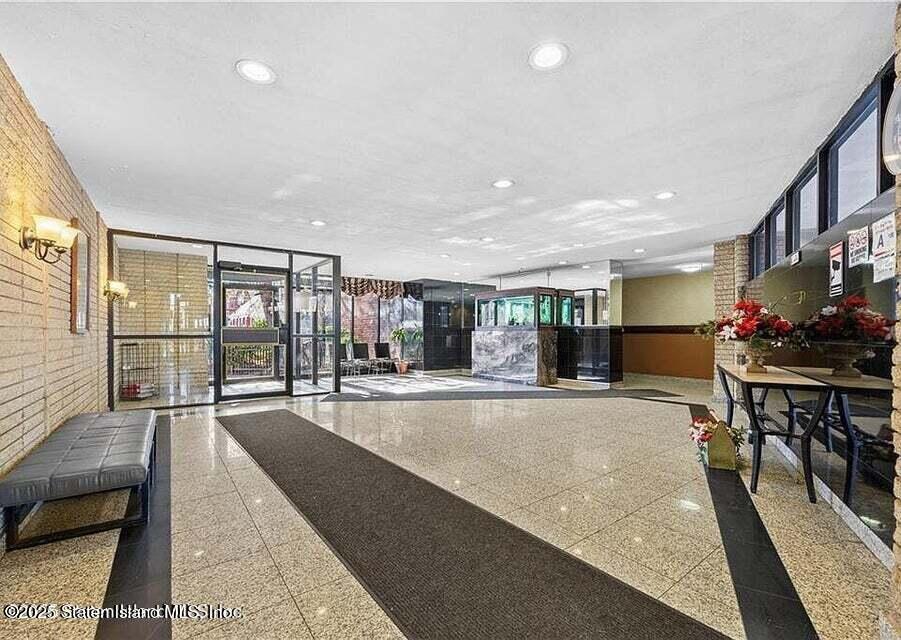 145 Lincoln Avenue 6x Image 3