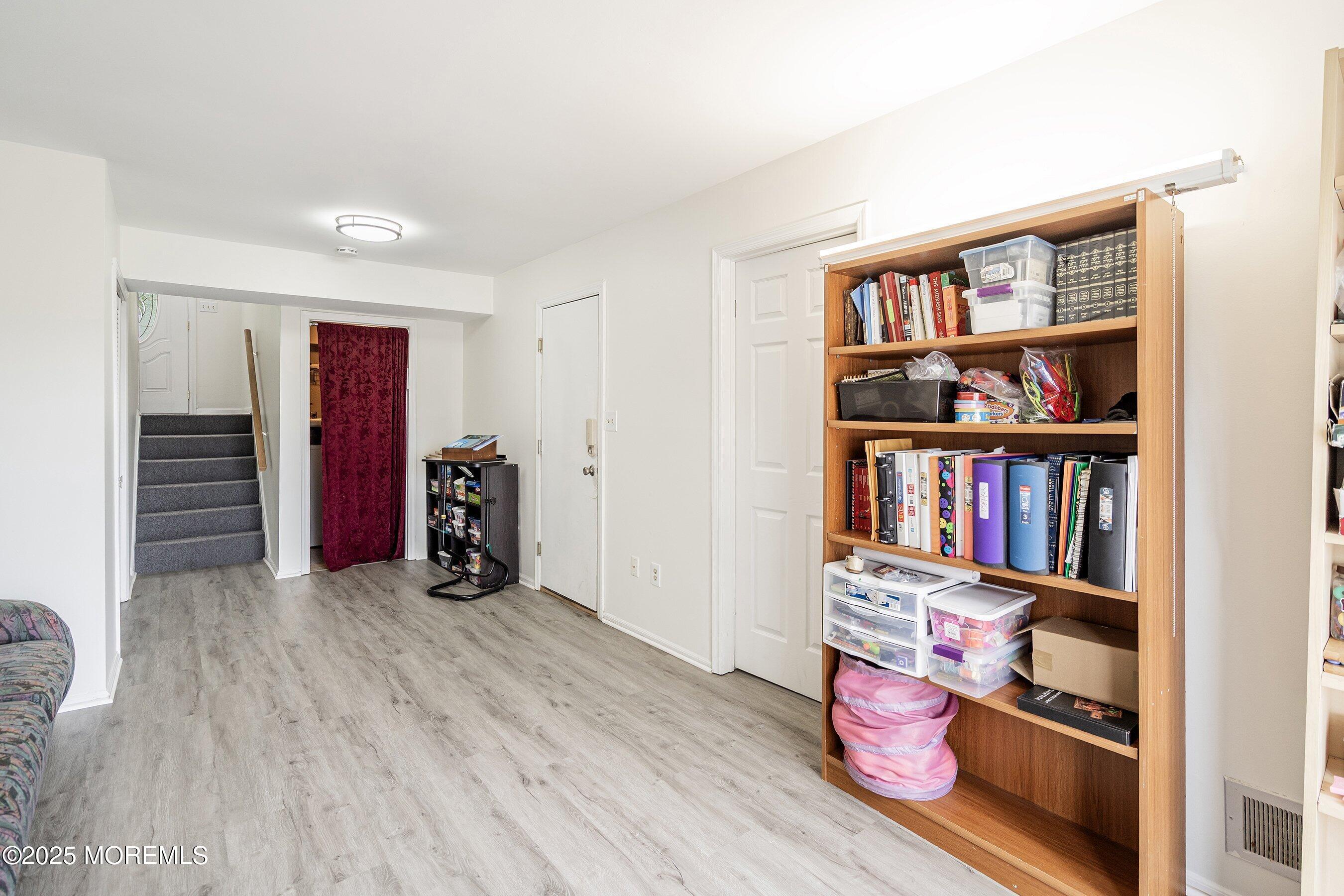 28 Dortmunder Drive, Manalapan, NJ, 07726 image 22