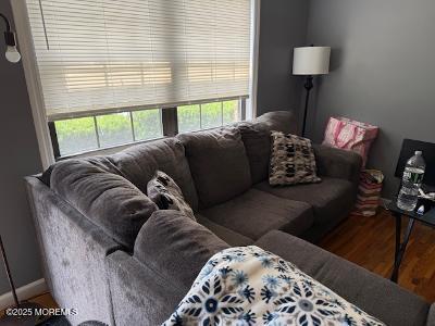 101 Village Green Way Image 4