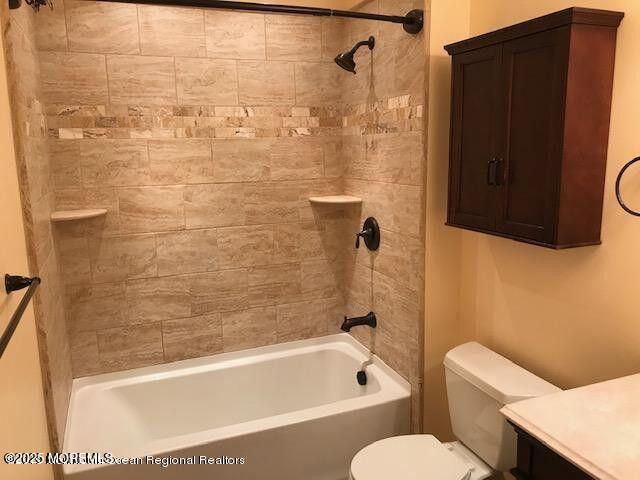 101 Village Green Way, Hazlet, NJ, 07730 image 11
