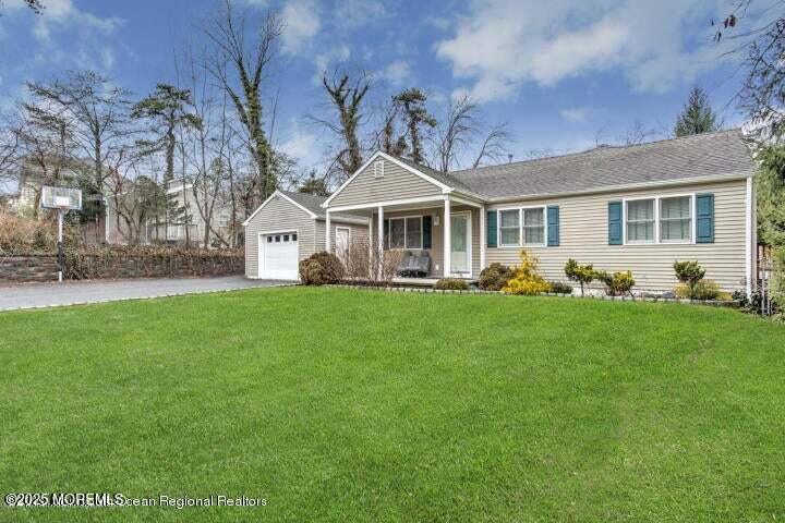 137 Carasaljo Drive Image 2