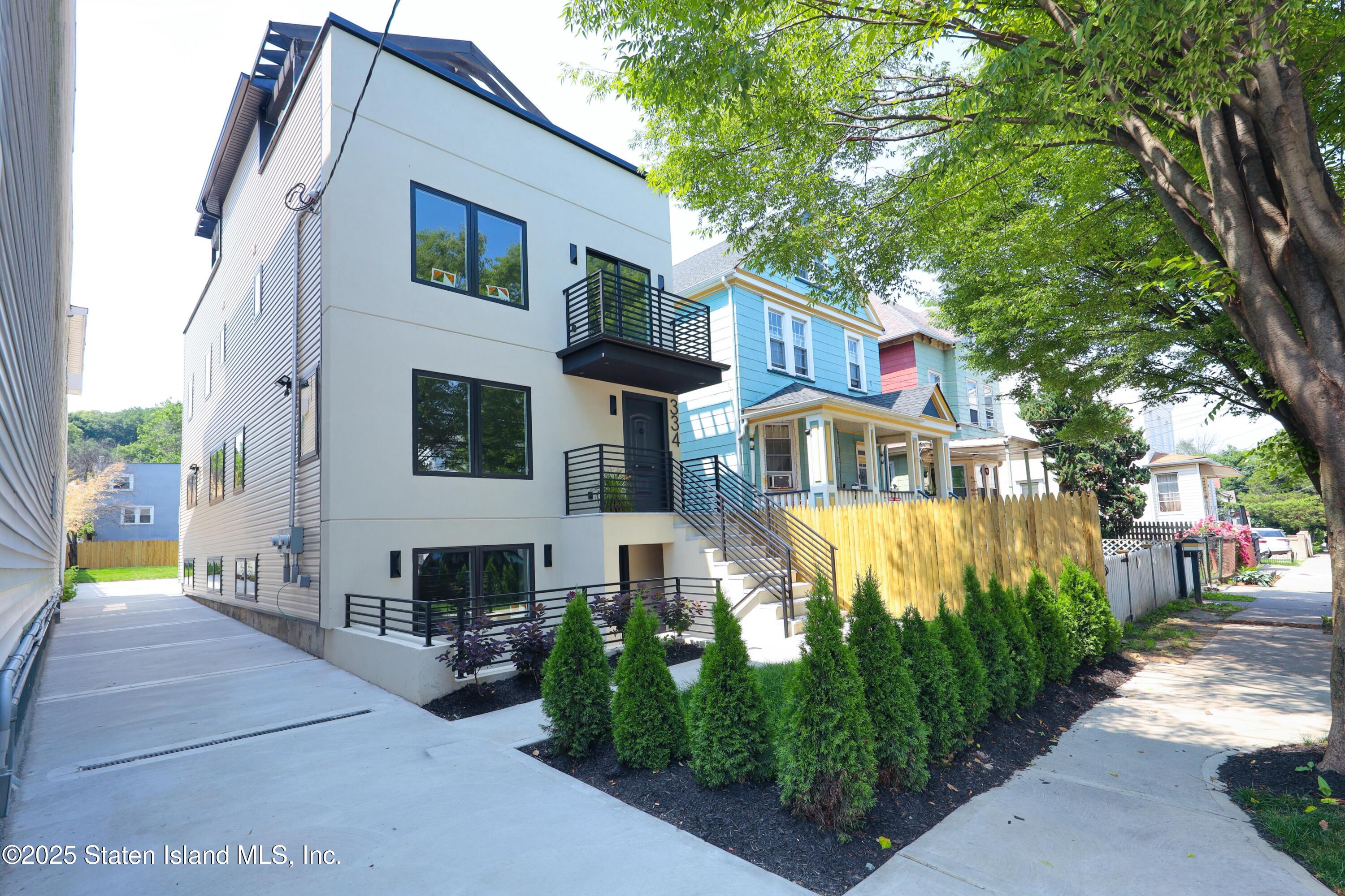 334 Van Duzer Street, Staten Island, NY, 10304