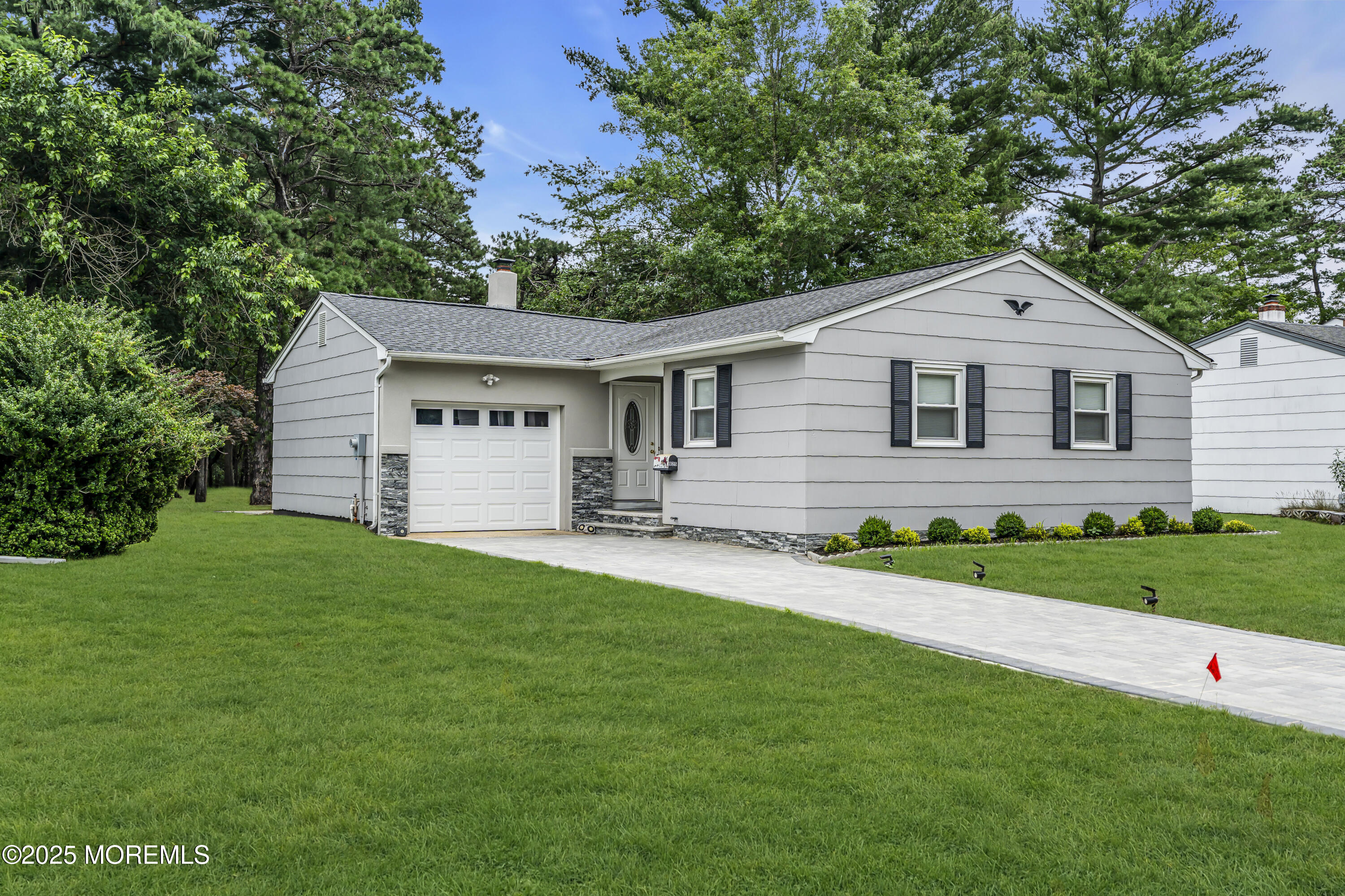 925 Edgebrook Drive, Toms River, NJ, 08757