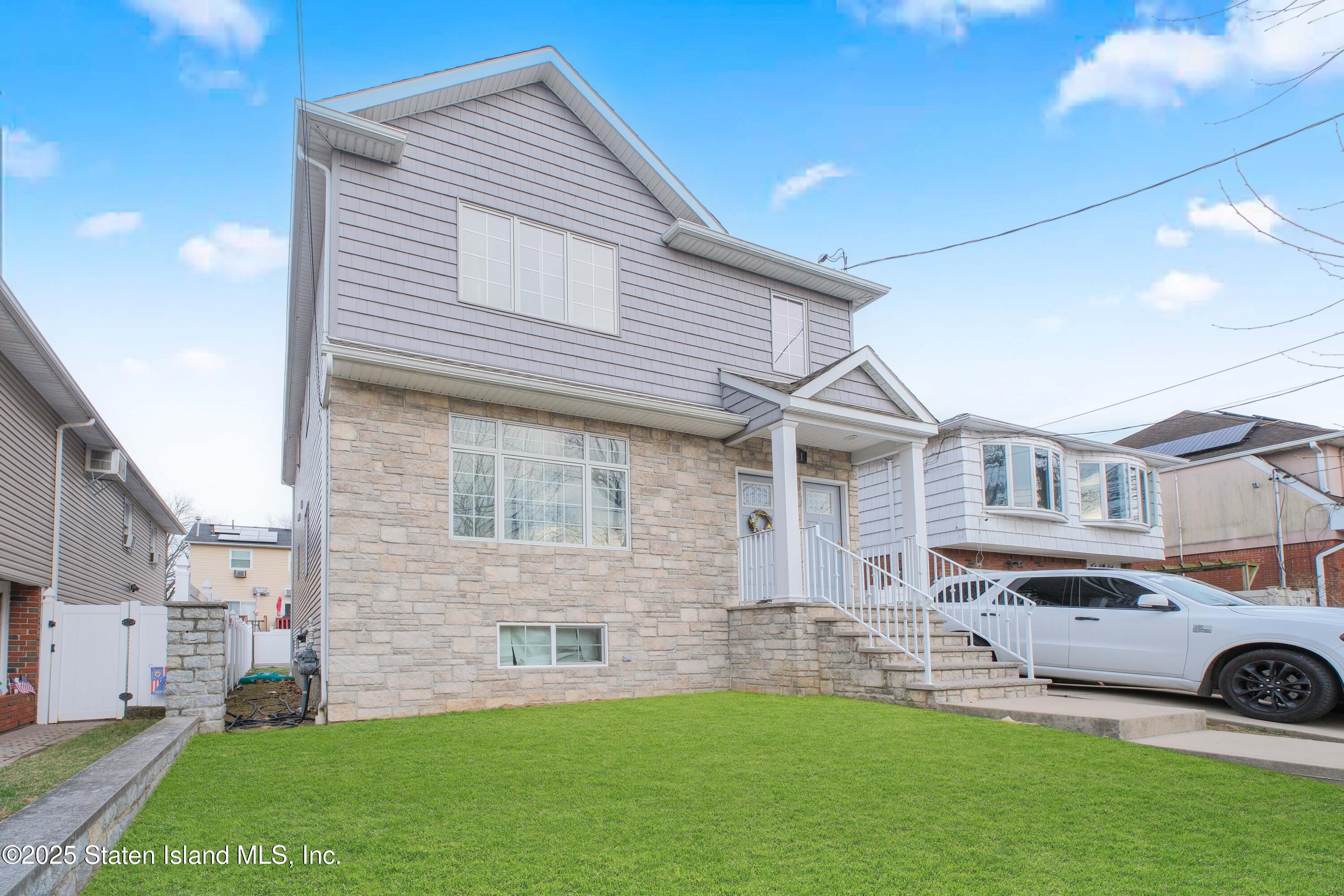 251 Cambridge Avenue Image 3