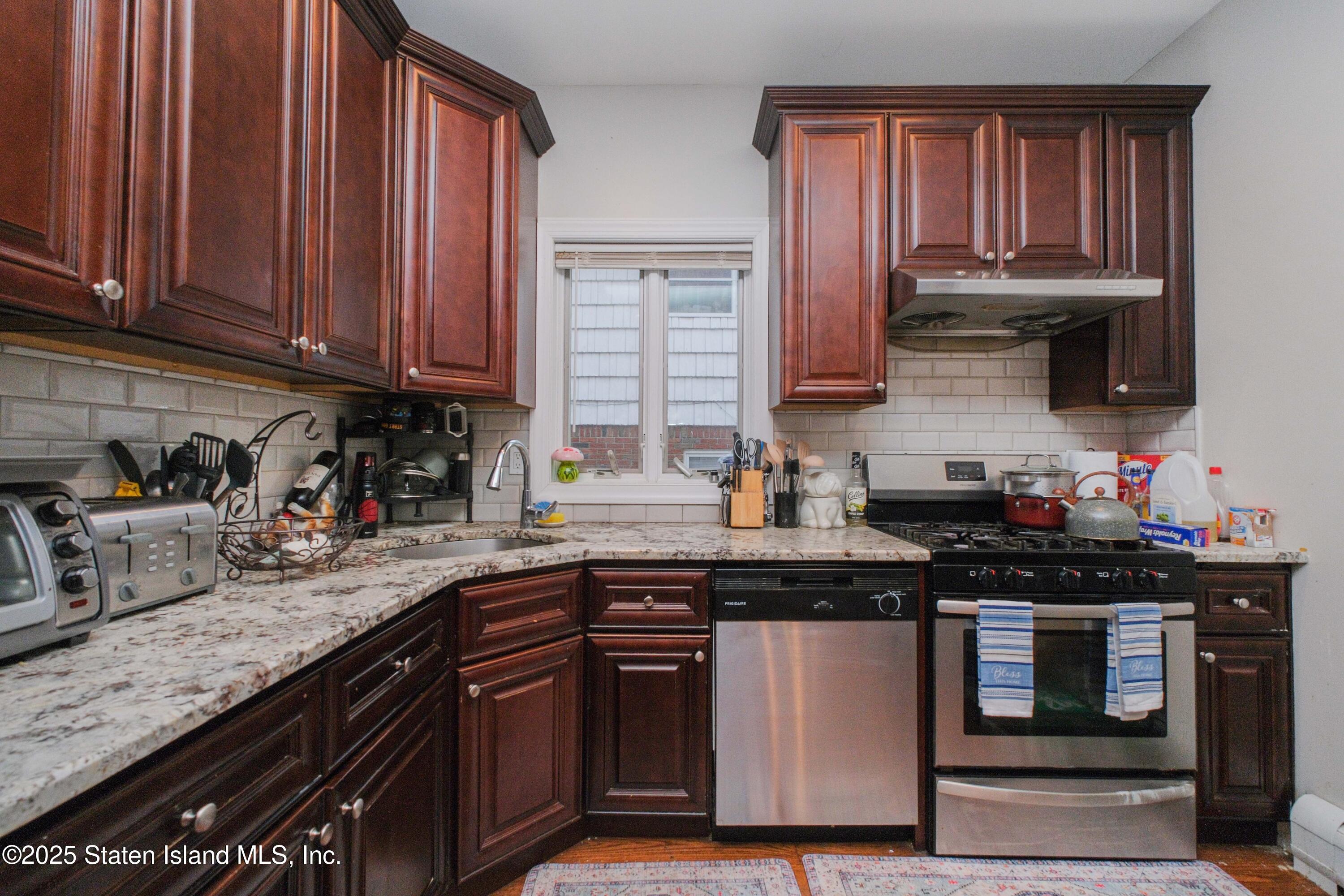 251 Cambridge Avenue, Staten Island, NY, 10314 image 13
