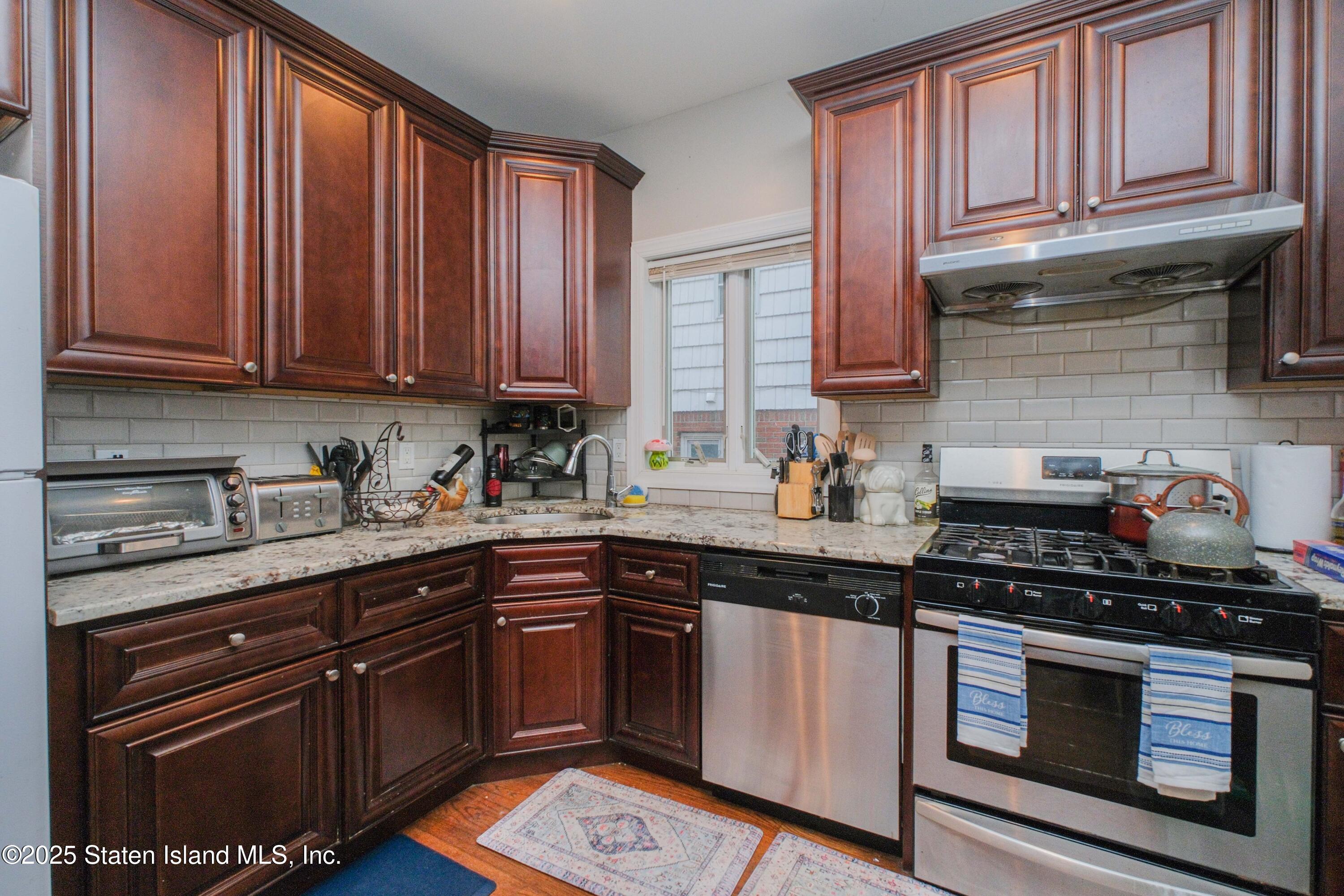 251 Cambridge Avenue, Staten Island, NY, 10314 image 14
