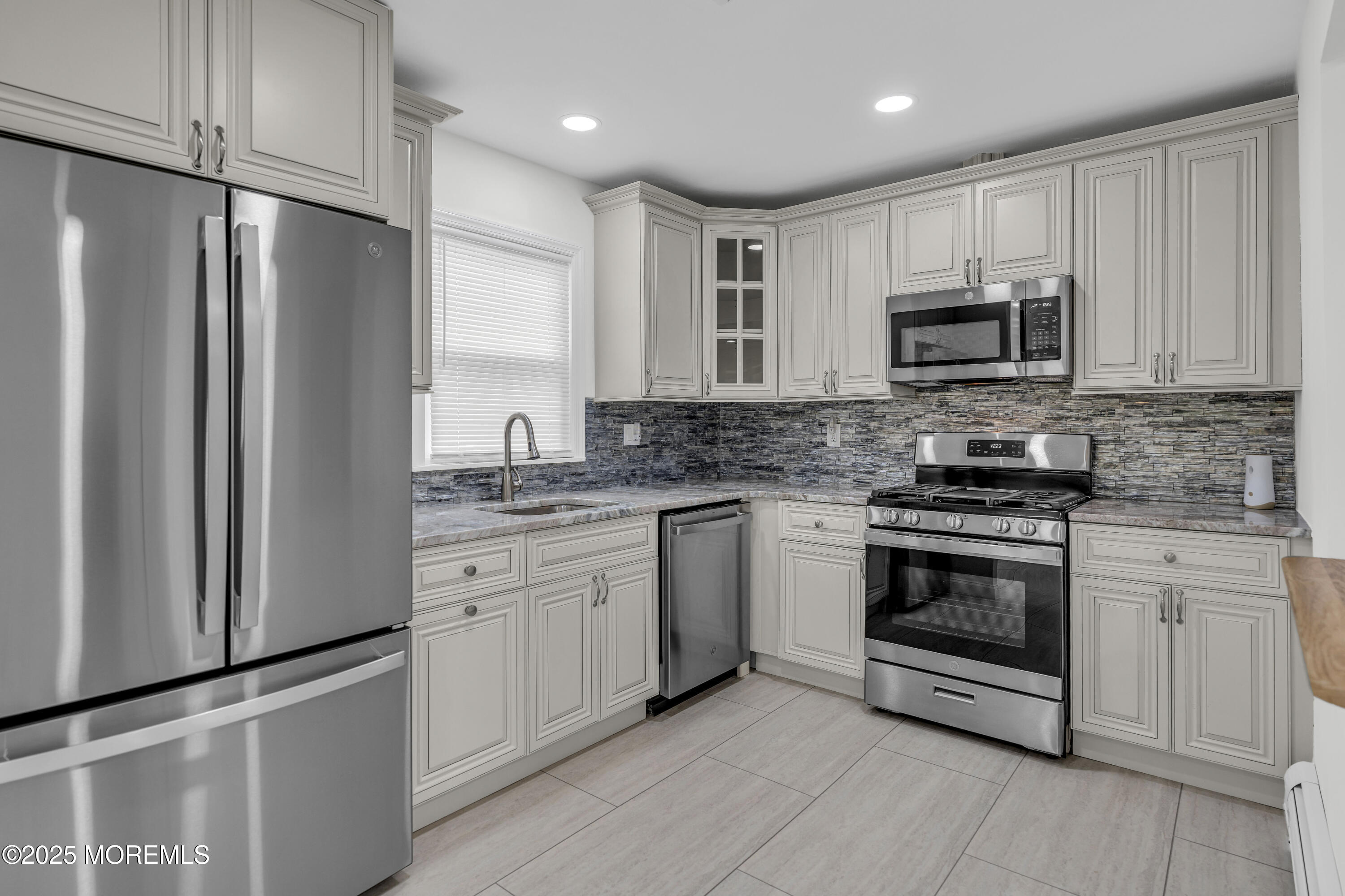 925 Edgebrook Drive, Toms River, NJ, 08757 image 8