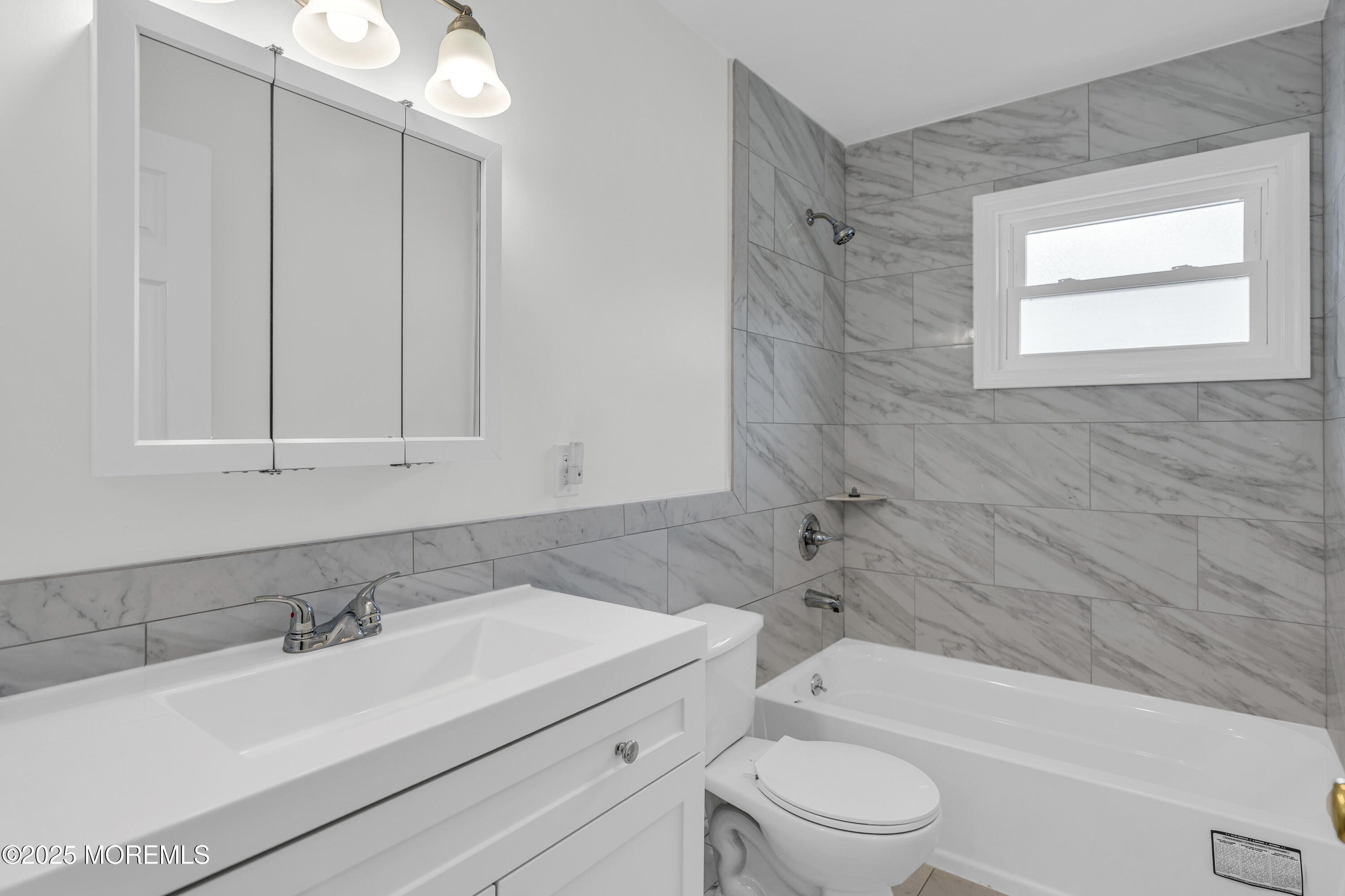 925 Edgebrook Drive, Toms River, NJ, 08757 image 17