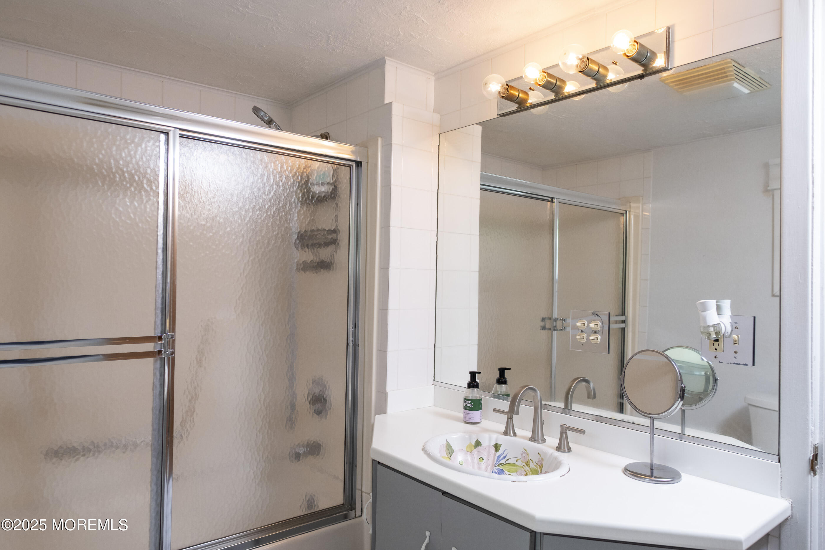 28 Florence Avenue, Leonardo, NJ, 07737 image 15