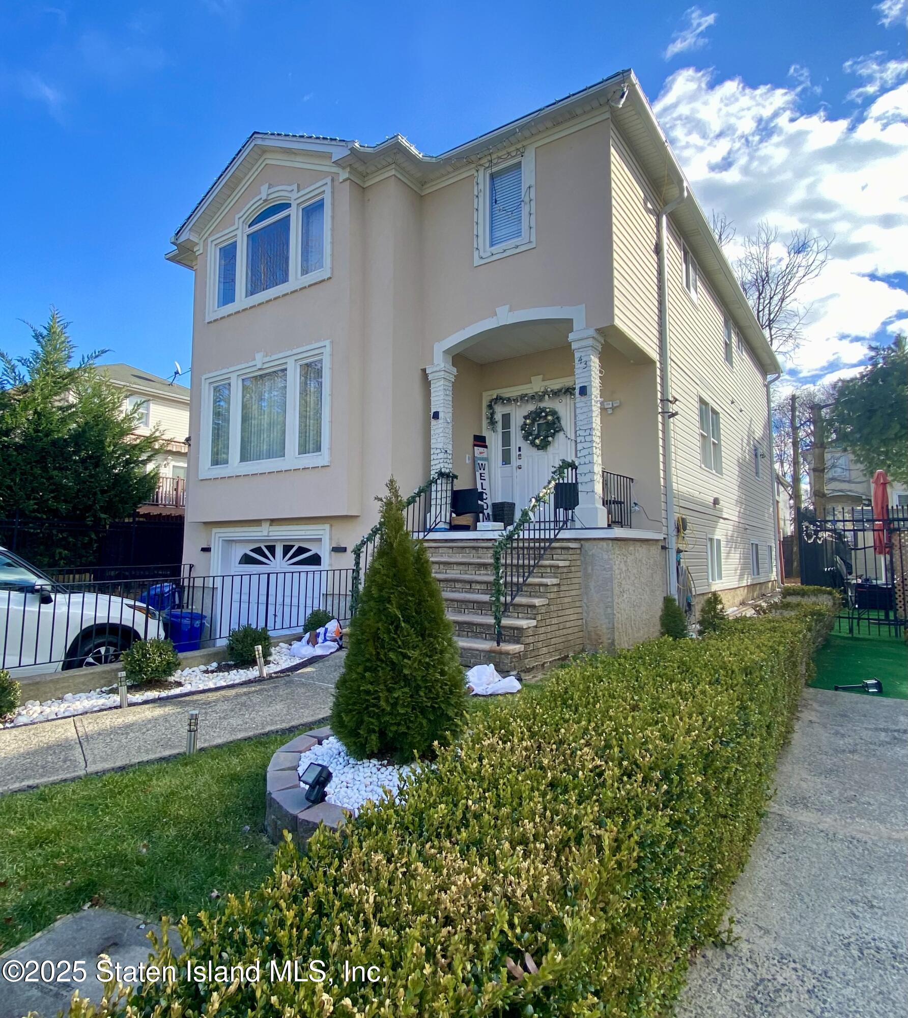 43 Lerer Lane, Staten Island, NY, 10307