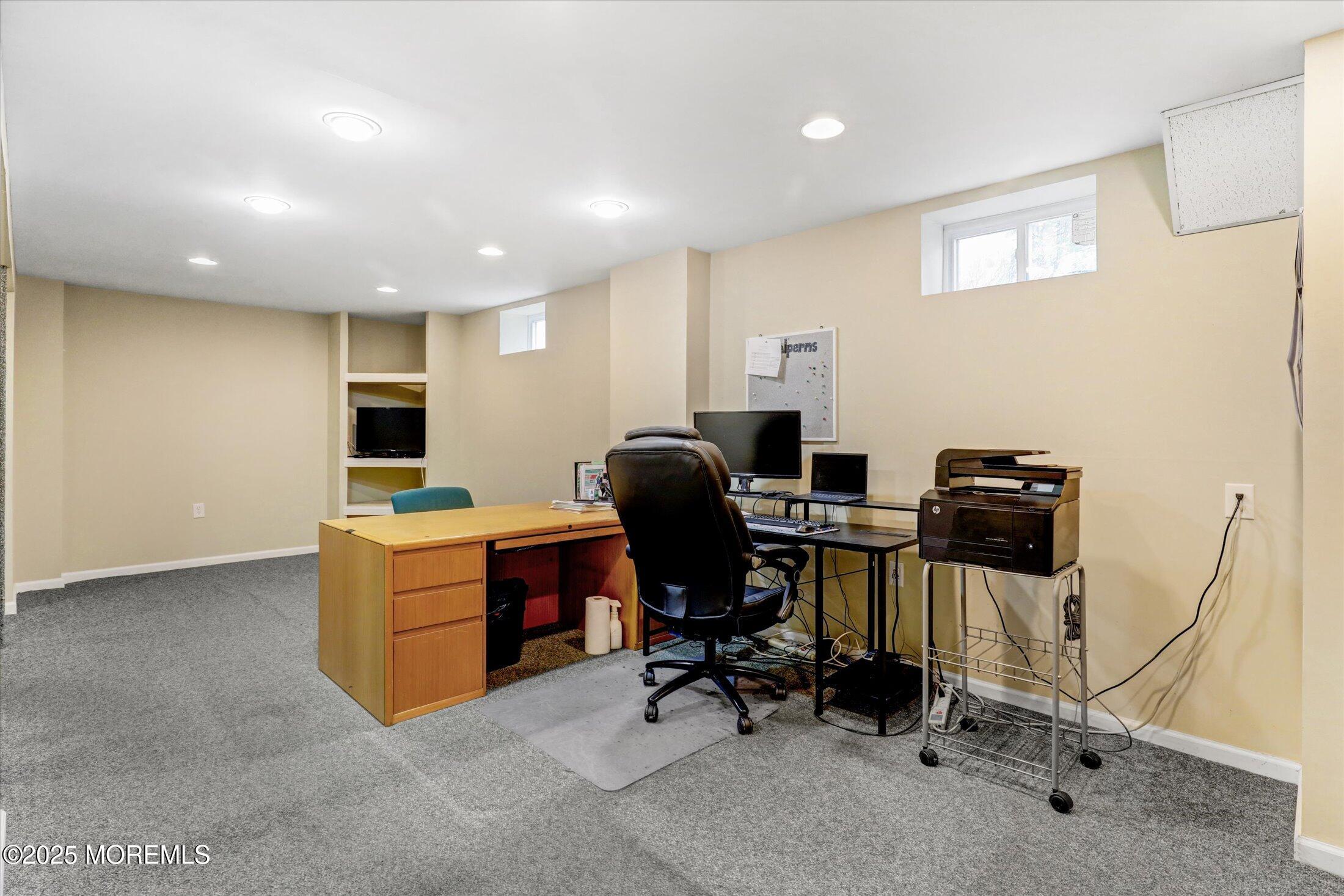 33 Hummingbird Court, Marlboro, NJ, 07746 image 26