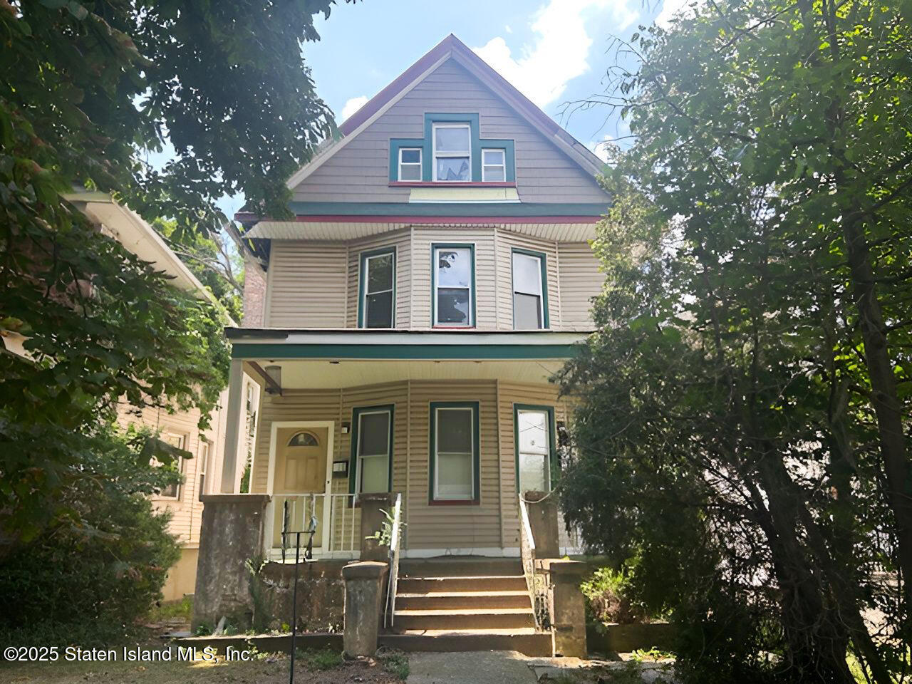 184-186 Beechwood Avenue, Staten Island, NY, 10301