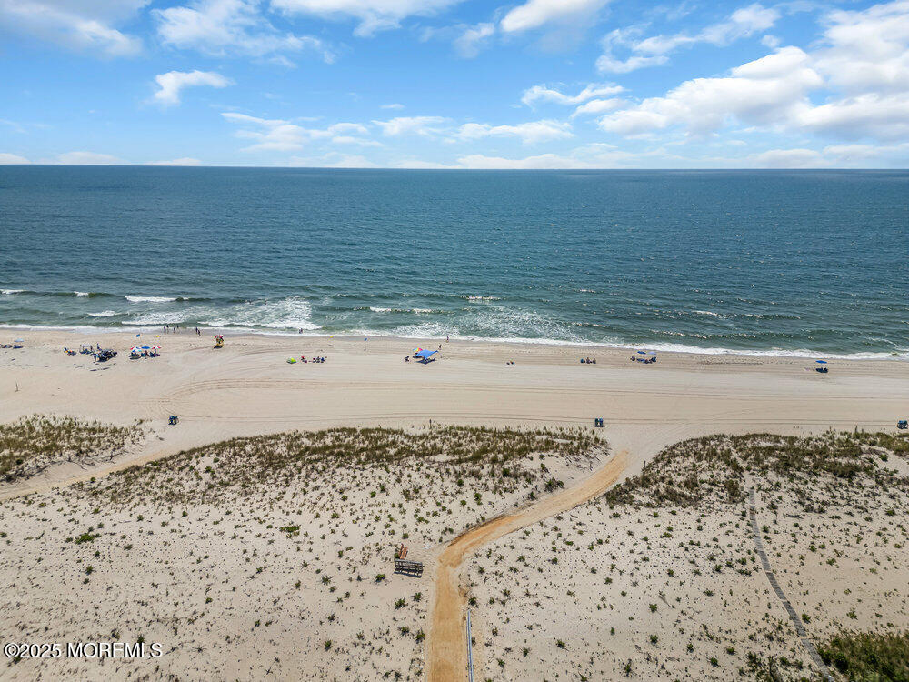 21 W Magnolia Avenue, Beach Haven, NJ, 08008 image 64