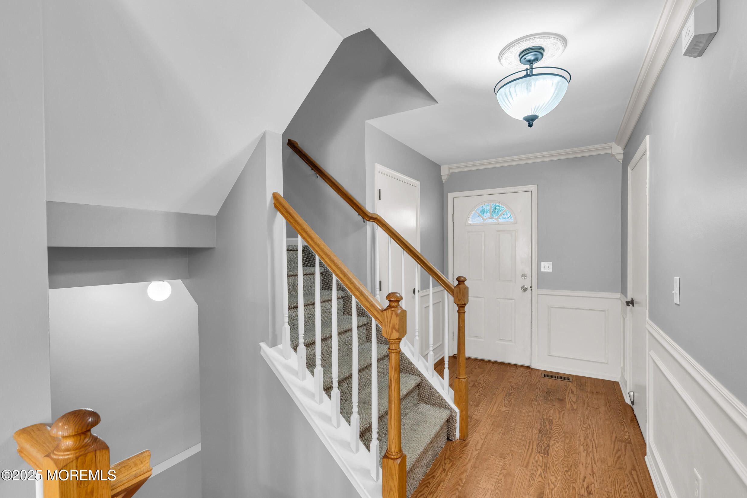 313 Graham Avenue Image 3