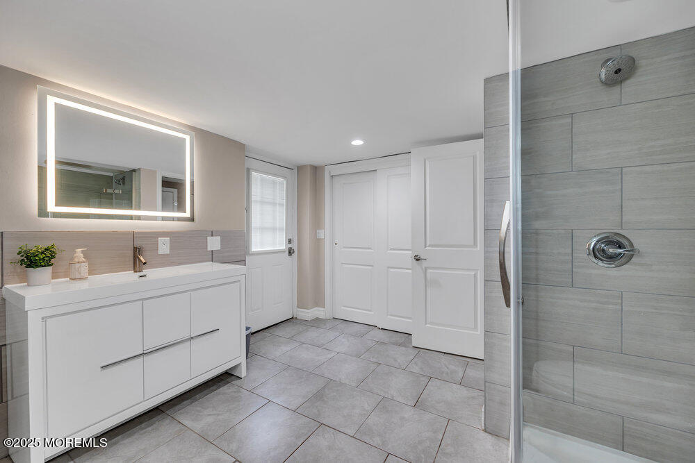 35 Michael Drive, Middletown, NJ, 07748 image 15