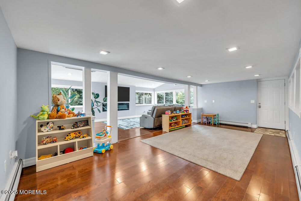 35 Michael Drive, Middletown, NJ, 07748 image 16