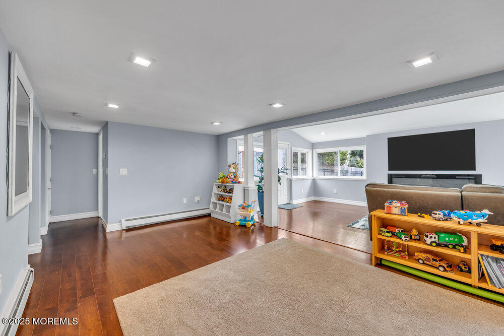 35 Michael Drive, Middletown, NJ, 07748 image 20