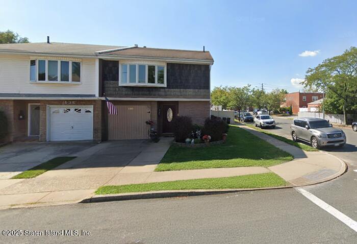 140 Regis Drive, Staten Island, NY, 10314