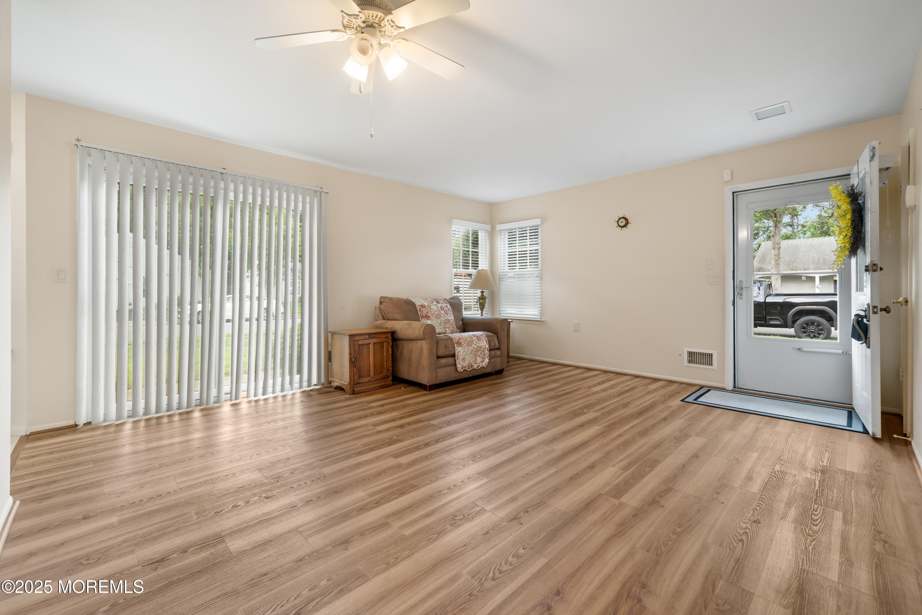 1503 Clearview Street Image 5