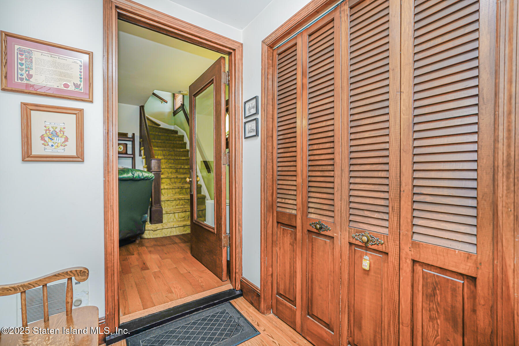 204 Utter Avenue Image 4