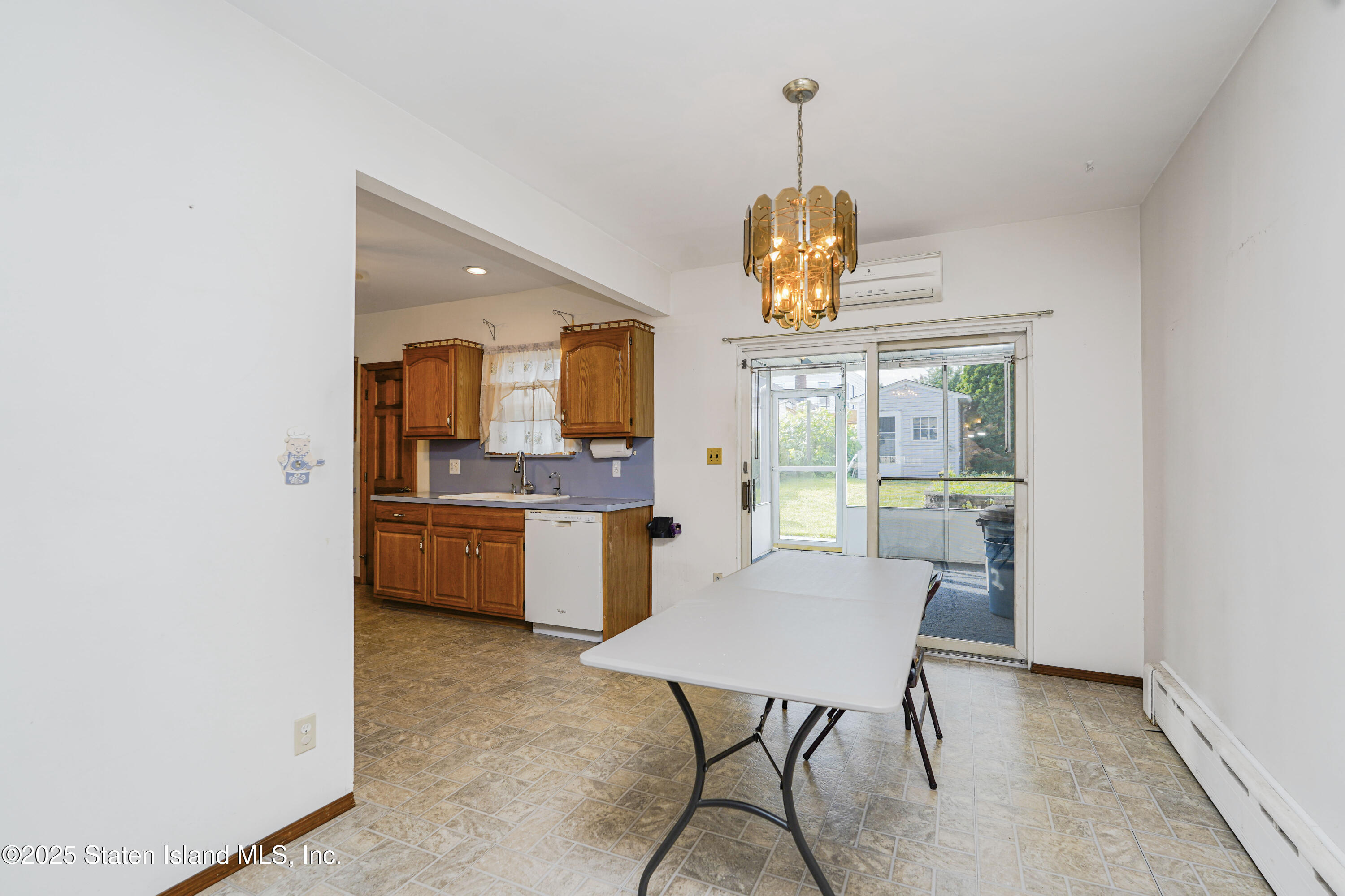 202 Virginia Avenue, Staten Island, NY, 10305 image 6