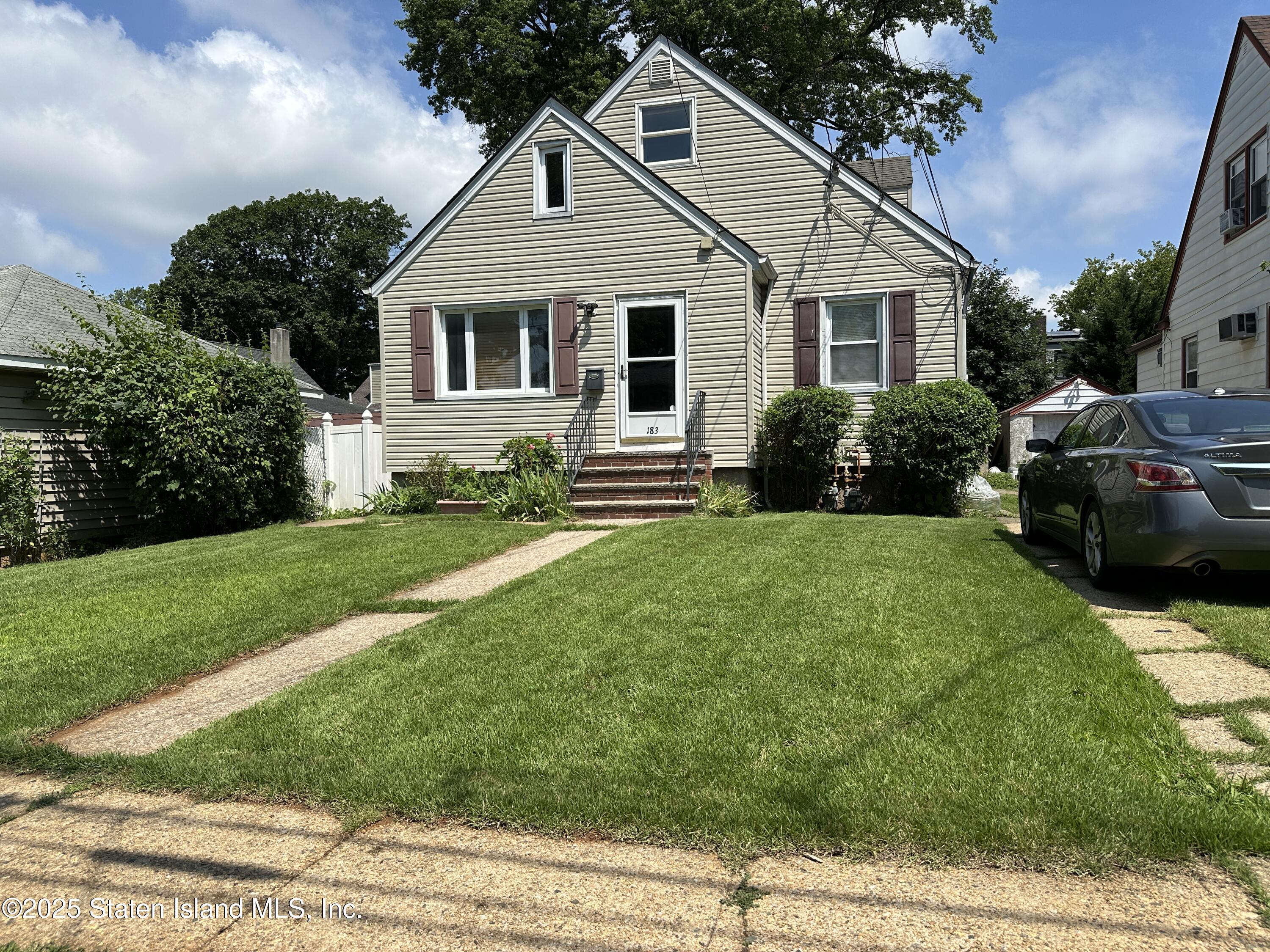 183 Goodwin Avenue Image 1