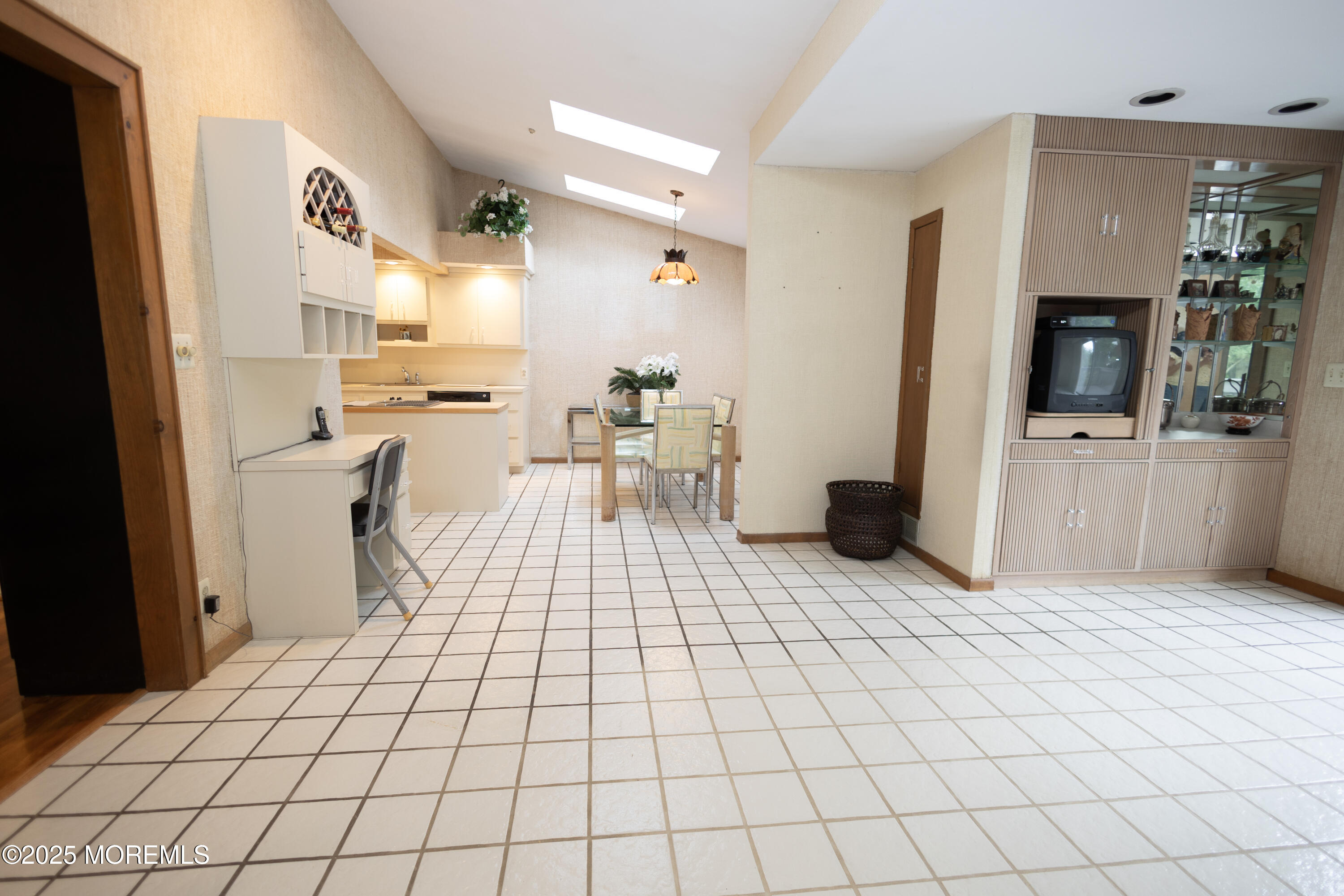 12 Tompkins Road, East Brunswick, NJ, 08816 image 20